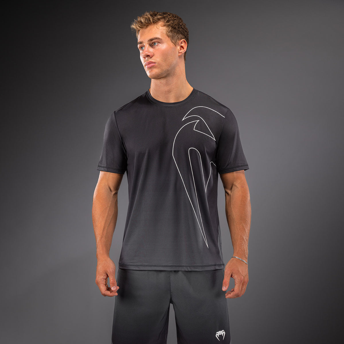 Venum Giant Shift Camiseta Dry Tech - Negro/Gris