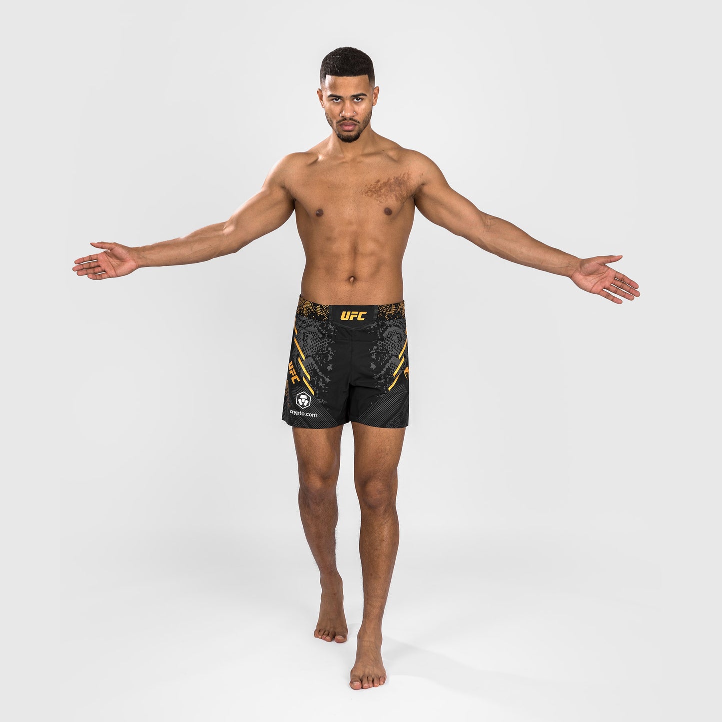 Pantalón Corto UFC Adrenaline by Venum Personalized Authentic Fight Night, Hombre - Corte Corto - Negro/Oro