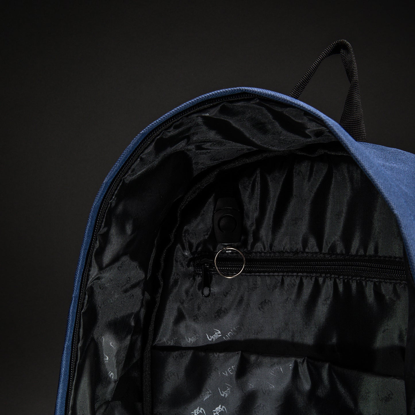 Venum Essential Bolsa de Deporte (24 L) - Azul Marino