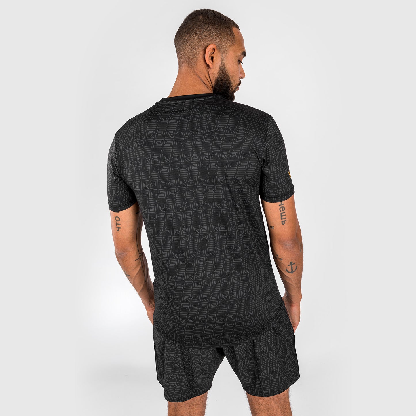 Venum x Ares Camiseta Dry-Tech para Hombre - Negro/Dorado