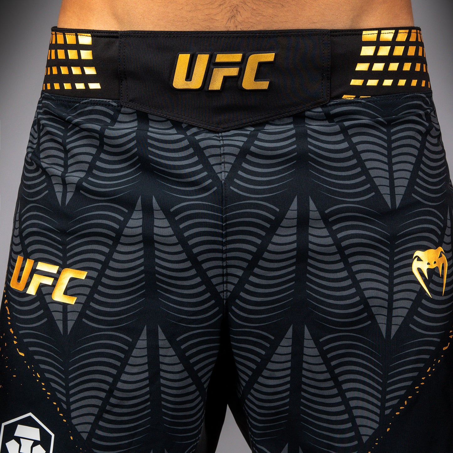 UFC Zenith by Venum Authentic Fight Night Short de pelea Gladiator Hombre - Champion