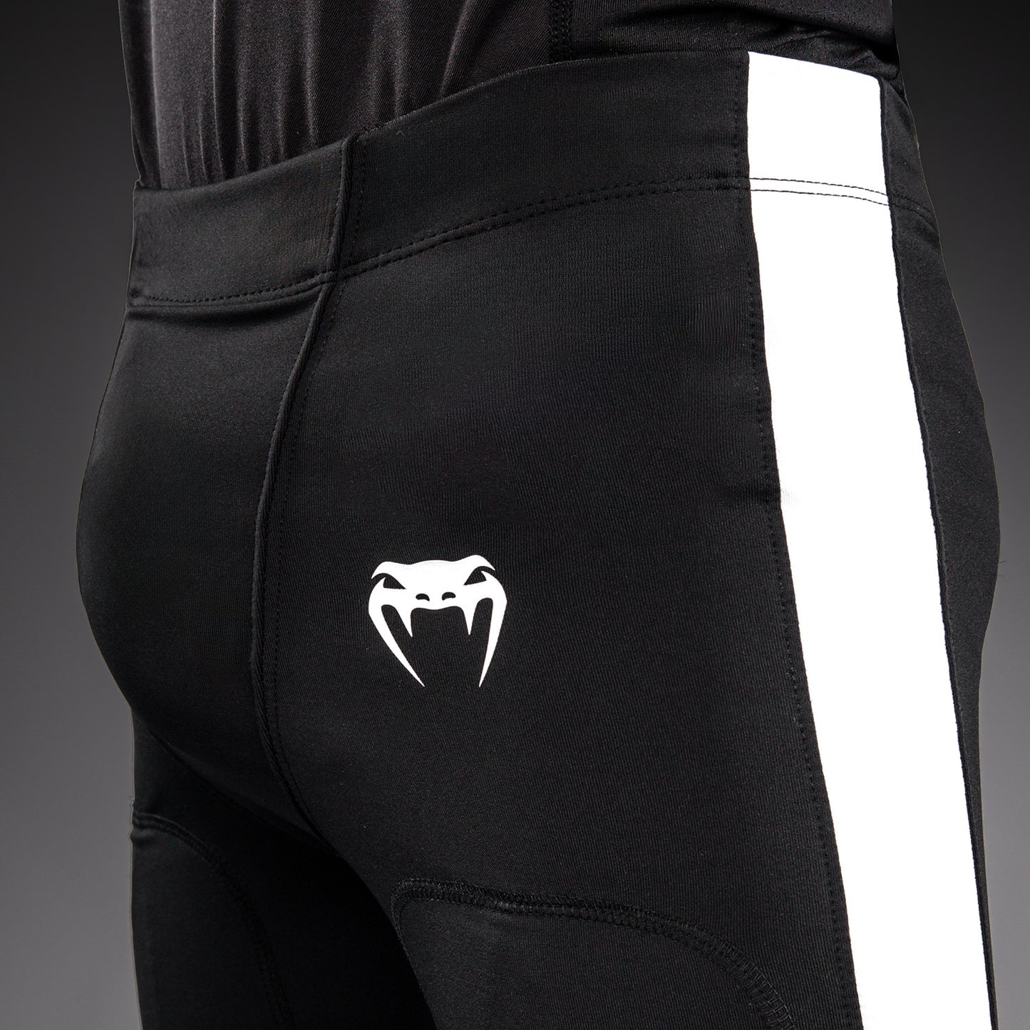 Venum Elite Football Short de Compresión Para Niños - Negro