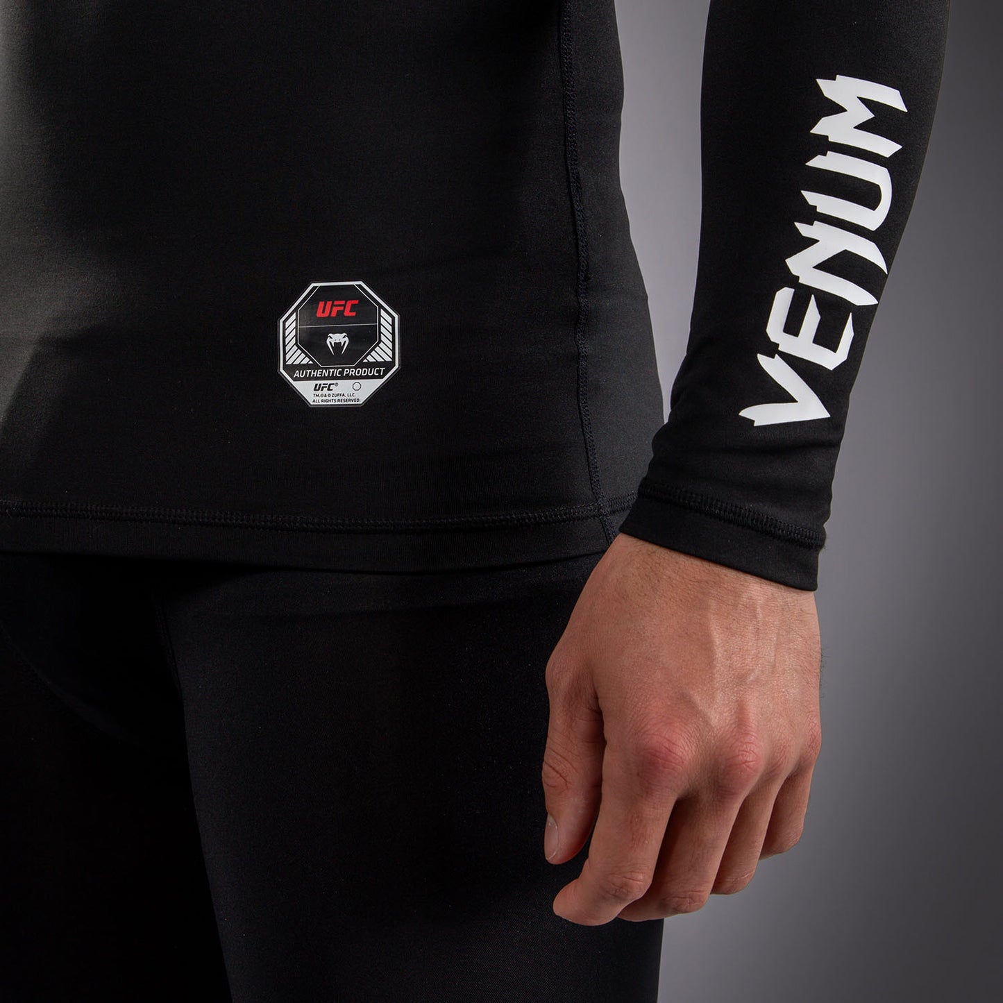 Venum UFC Unity by Venum Authentic Fight Week Rashguard Técnico de Manga Larga para Hombre - Negro
