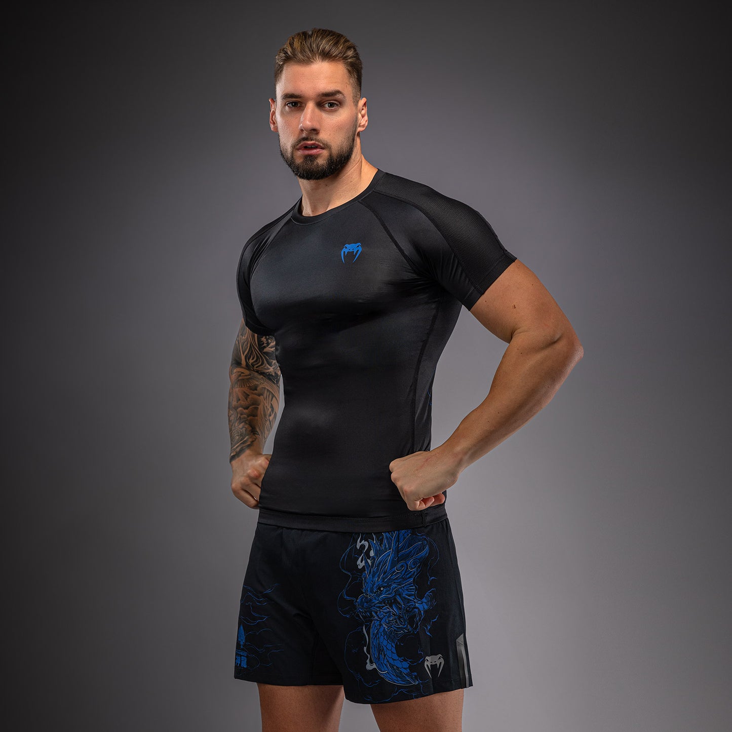 Venum Thunder Dragon Rashguard Manga Corta – Negro/Azul Real