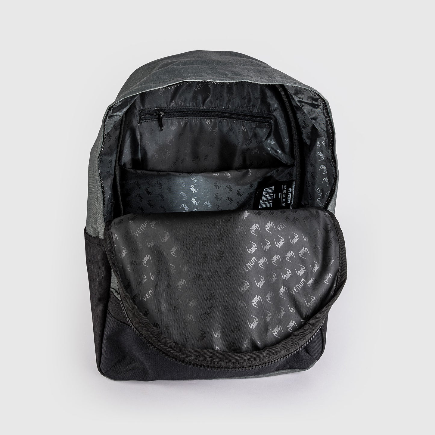Venum Evo 2 Mochila Ligera (20-25L) – Negro/Arena