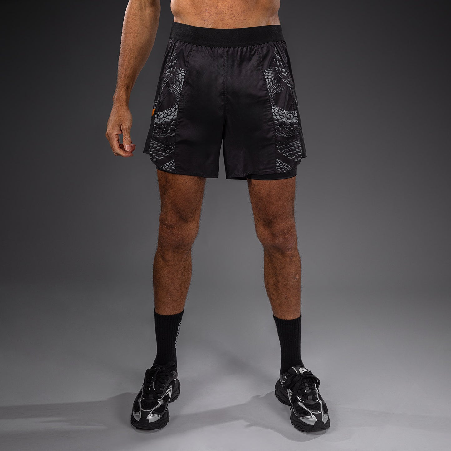 Venum Matupa Short de Entrenamiento - Negro/Gris/Oro