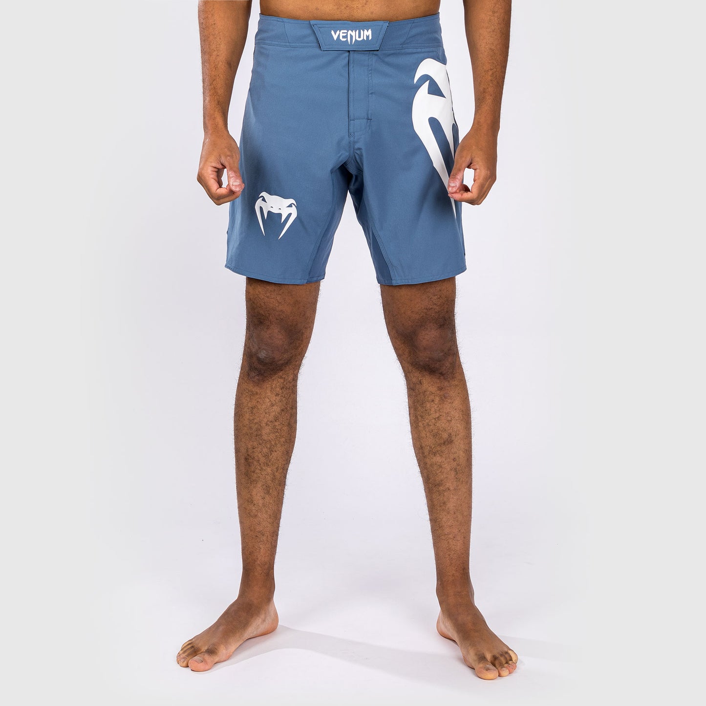 Venum Light 5.0 Pantalones cortos de lucha - Azul/Blanco