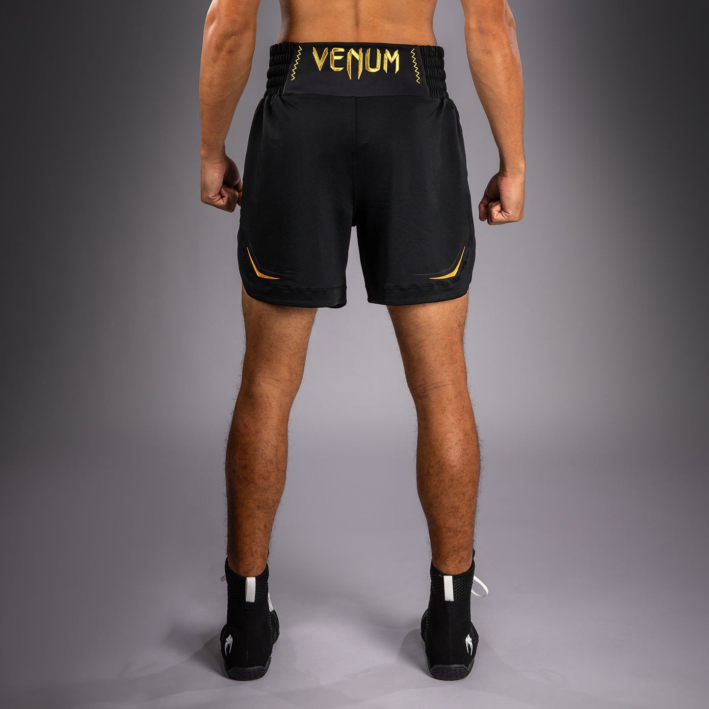 Venum G-Core Pantalón Corto de Boxeo - Negro/Oro