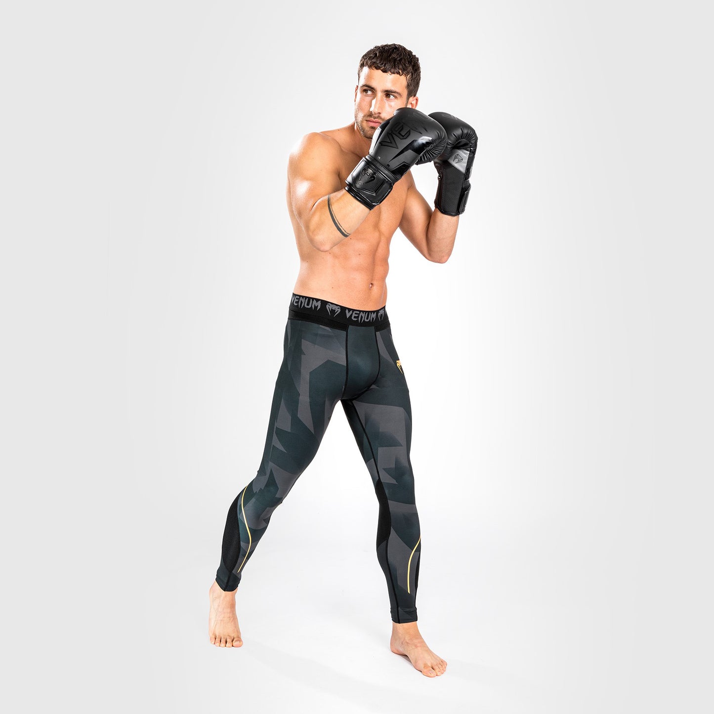 Pantalones de Compresión Venum Razor - Negro/Dorado