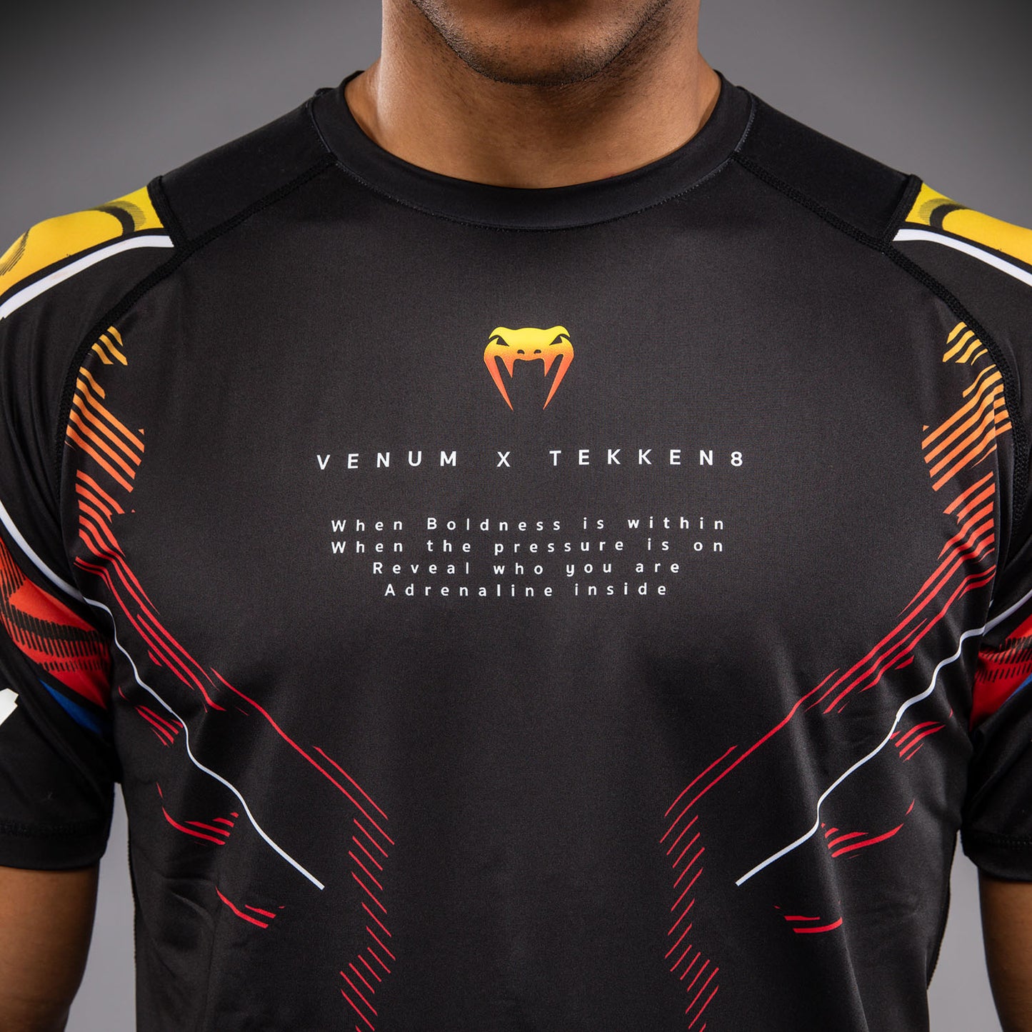 Venum x TEKKEN 8 Camiseta Dry Tech Yoshimitsu - Negro/Naranja