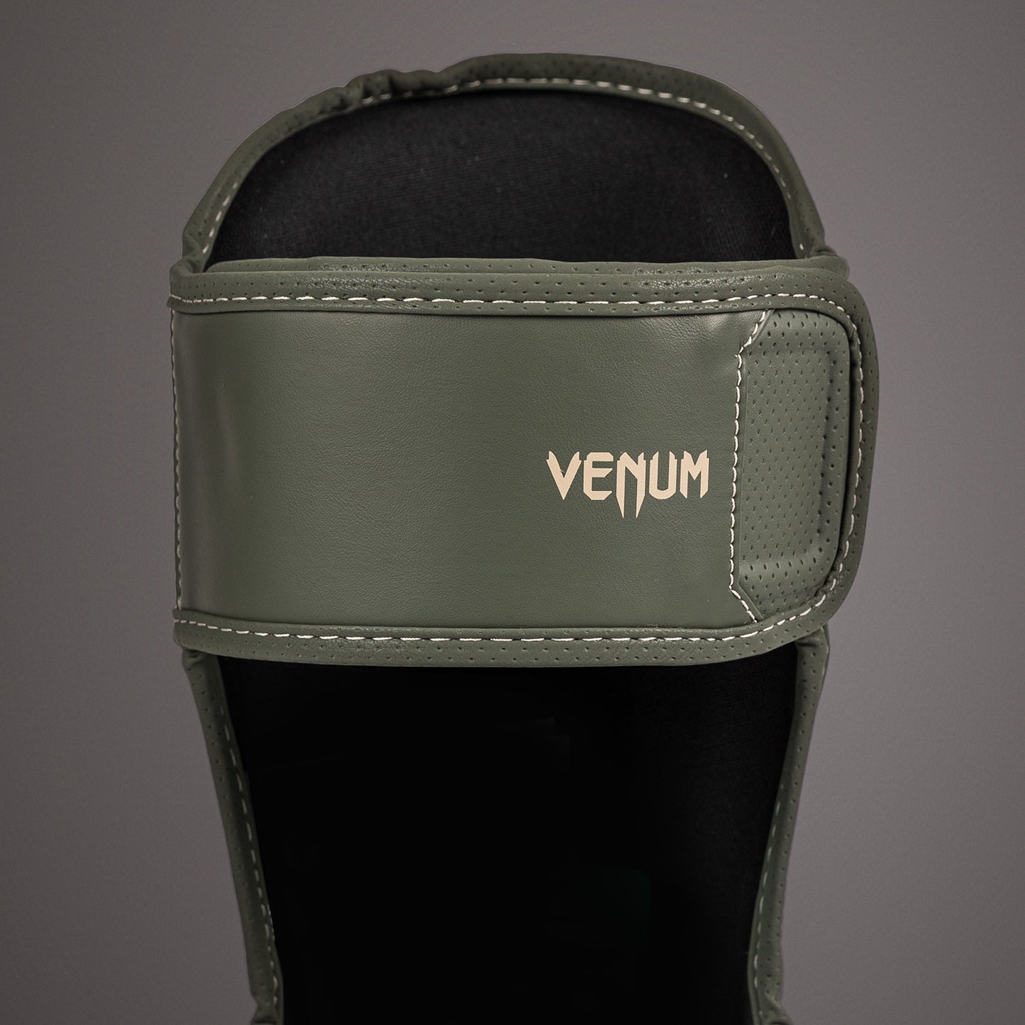 Venum Impact Evo Espinilleras - Verde Militar