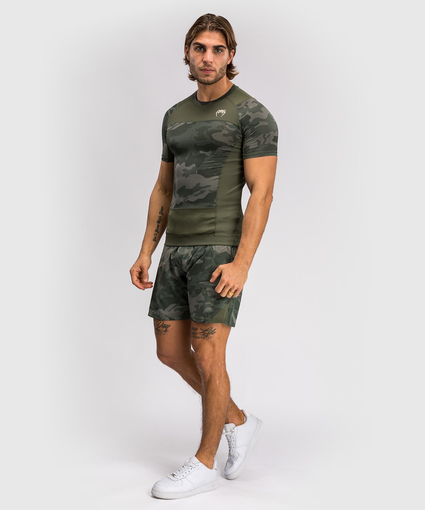 Venum G-Fit Air Rashguard de Manga Corta para Hombre - Camuflaje del Ejército