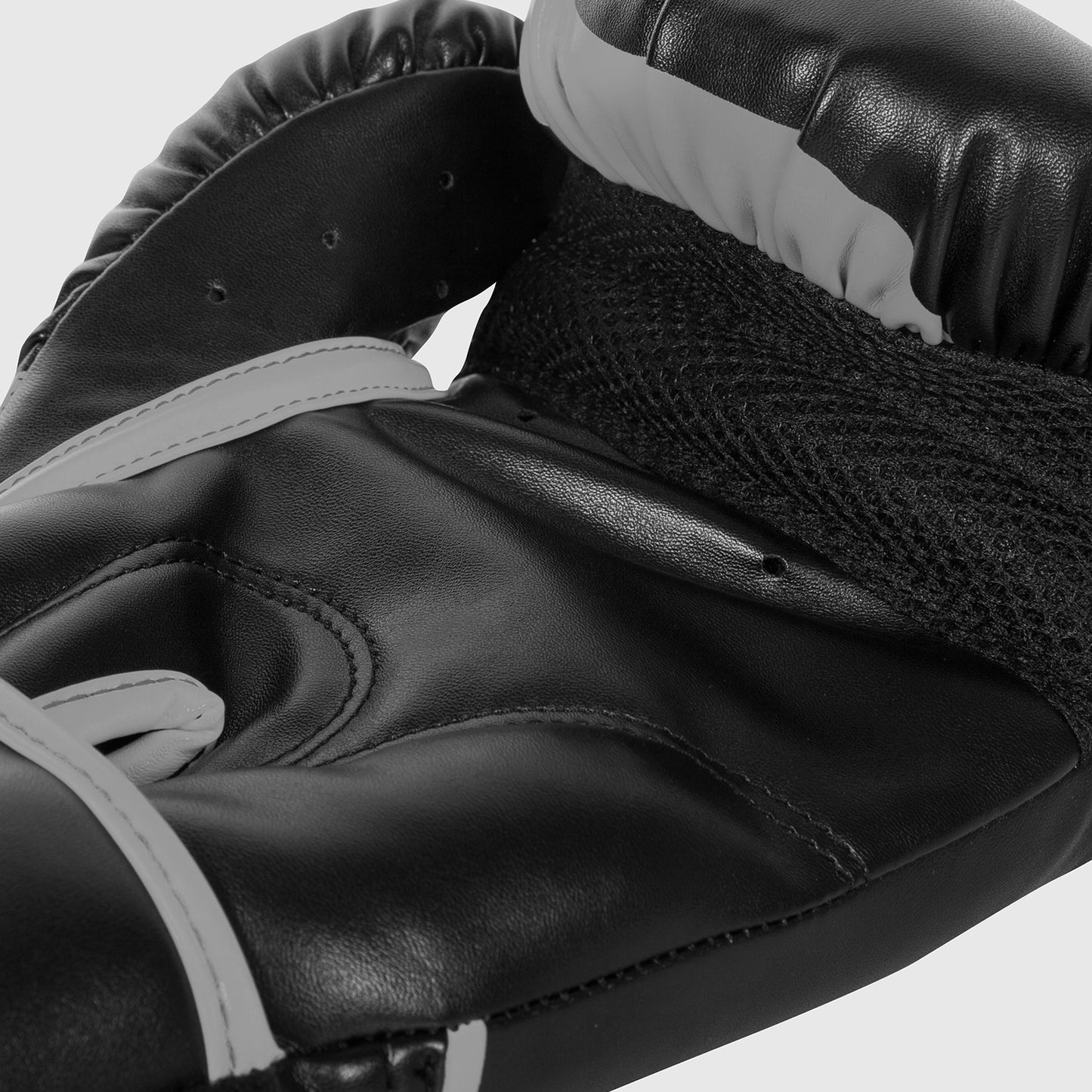Guantes de Boxeo Venum Challenger 2.0 - Negro/Gris