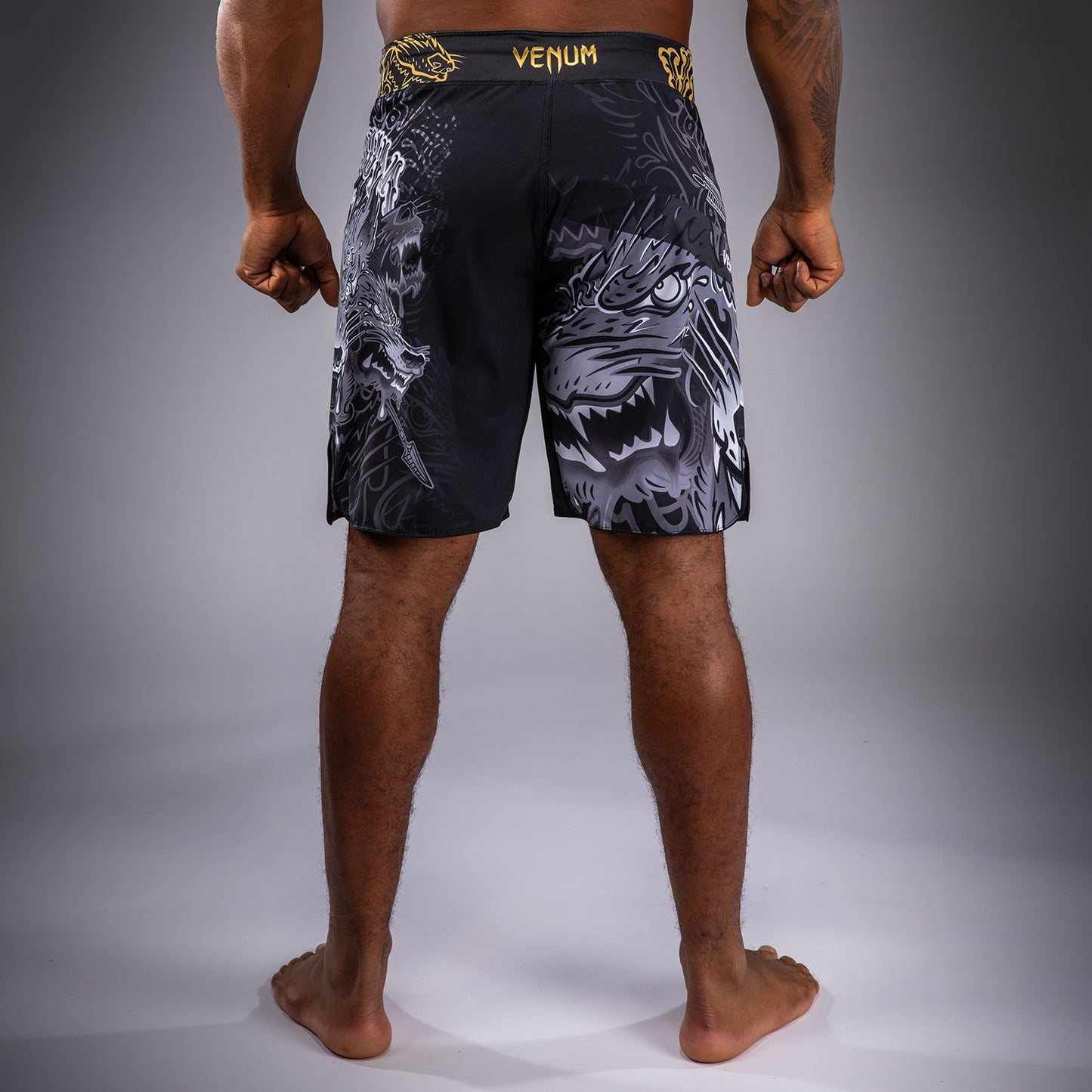 Venum Wolf Atak Short de Combate – Negro/Gris