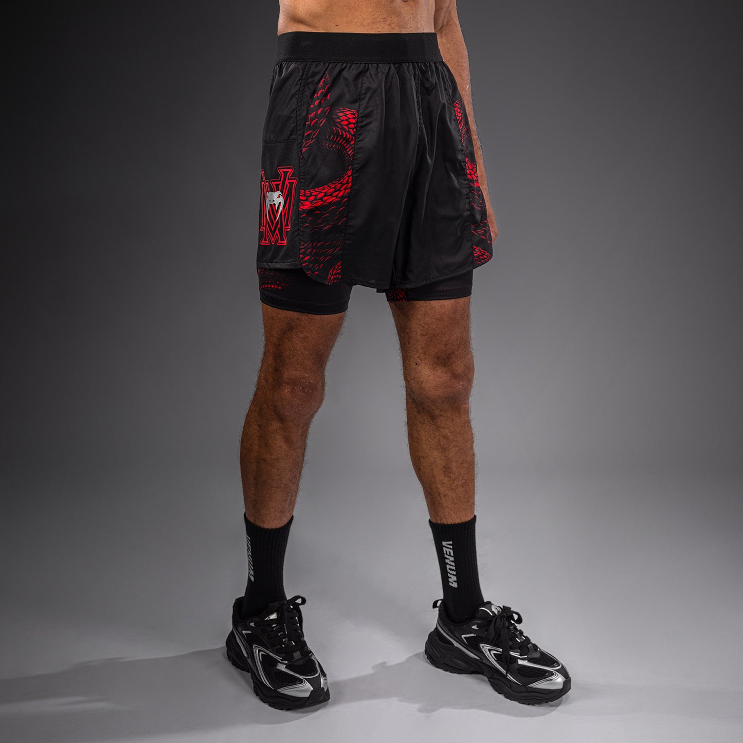 Venum Matupa Short de Entrenamiento - Negro/Rojo/Plata