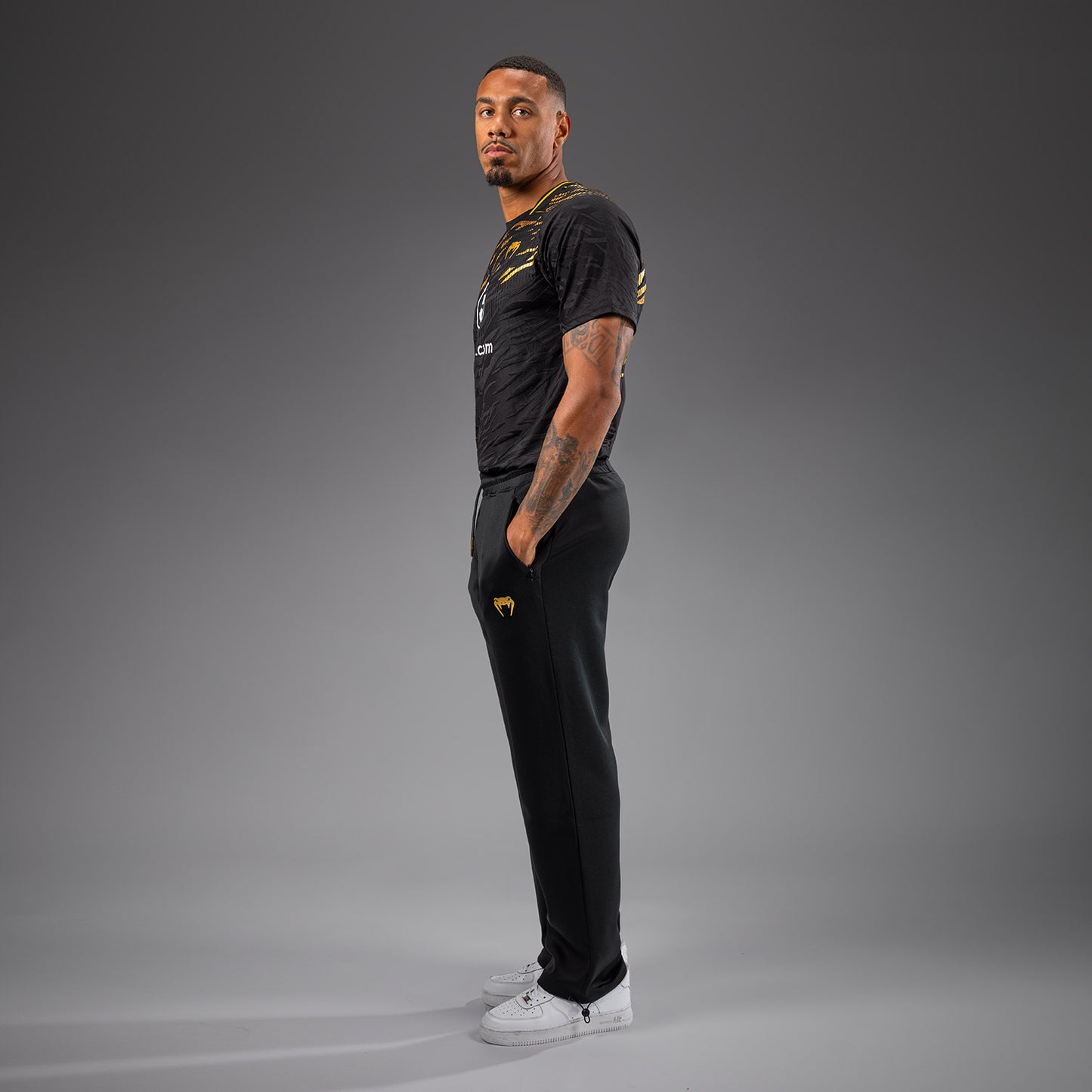 UFC Fusion by Venum Authentic Fight Night Pantalón de Pierna Recta para Hombre - Champion