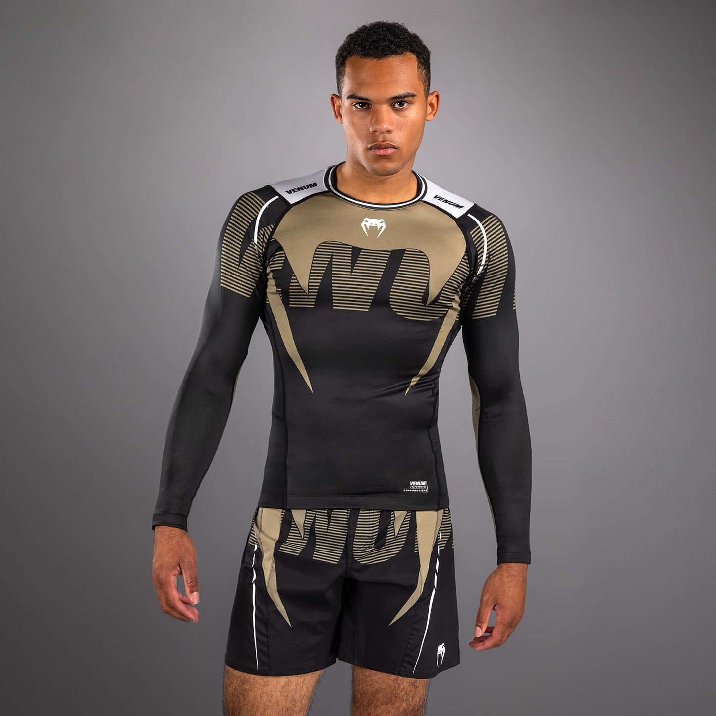 Venum Adrenaline Rashguard Manga Larga – Negro/Arena