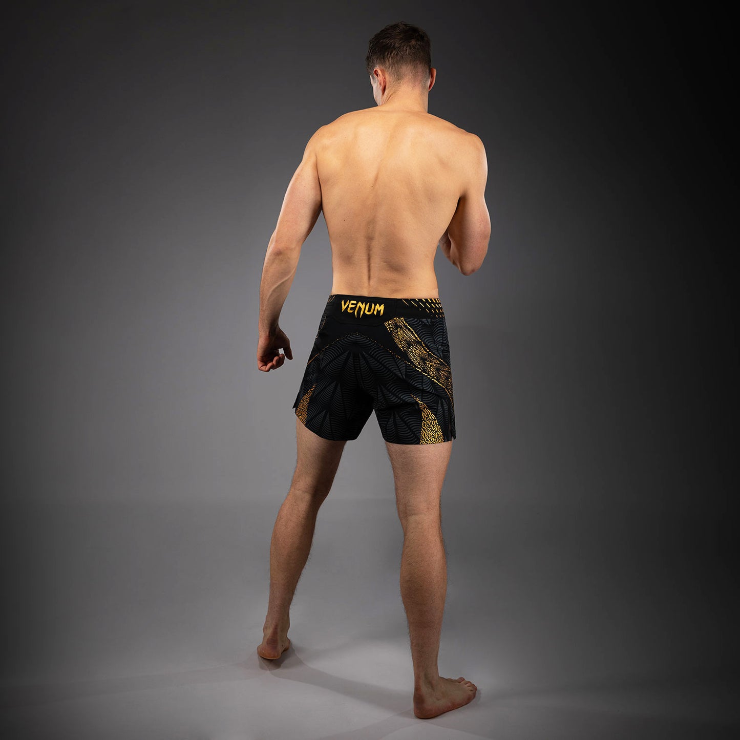 UFC Zenith by Venum Authentic Fight Night Short de pelea ajuste corto Hombre - Champion