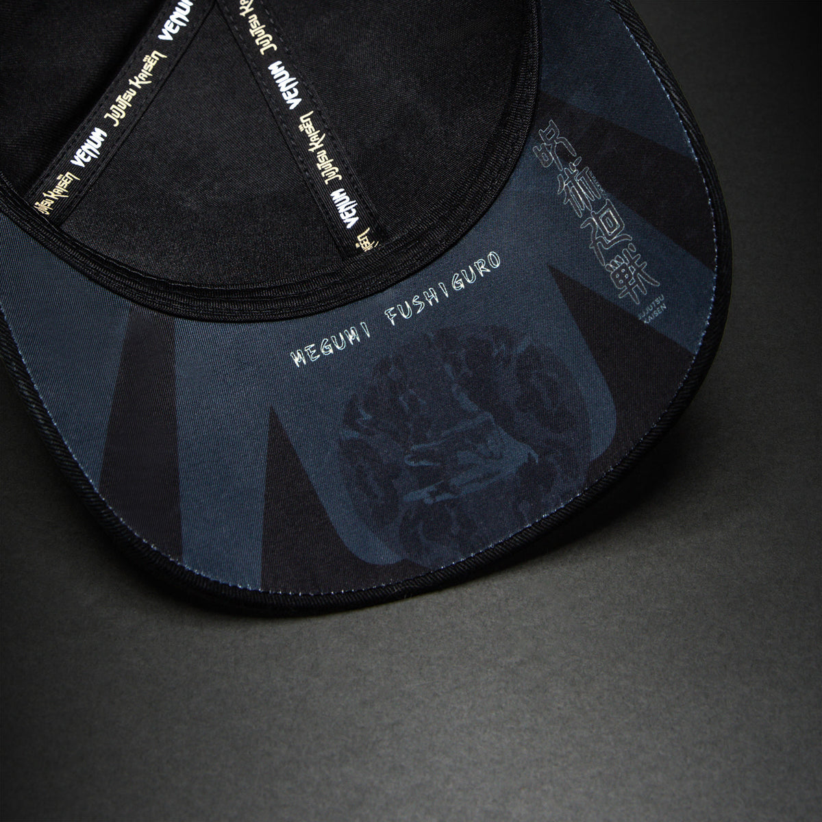 Venum Jujutsu Kaisen Gorro Fushiguro – Negro