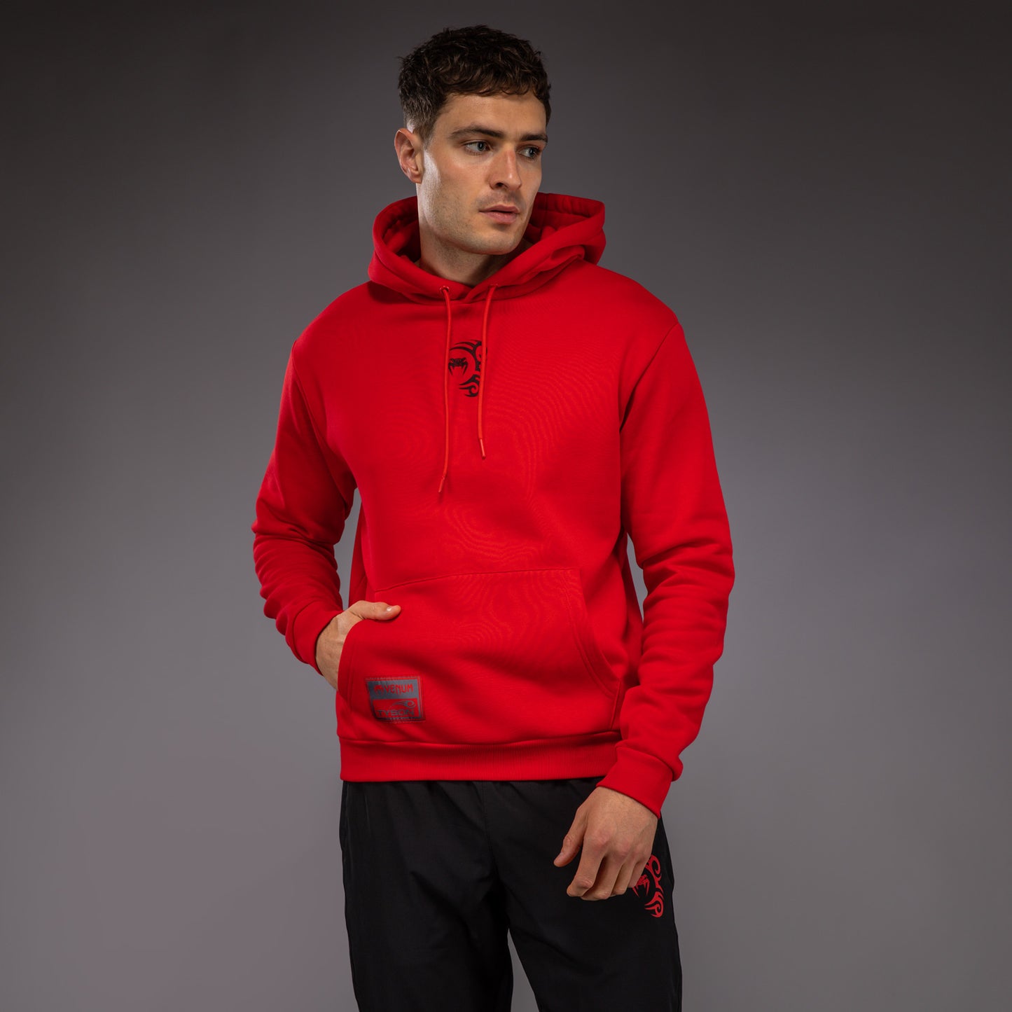 Venum x Mike Tyson Tiger Sudadera con Capucha - Rojo Intenso/Negro Profundo