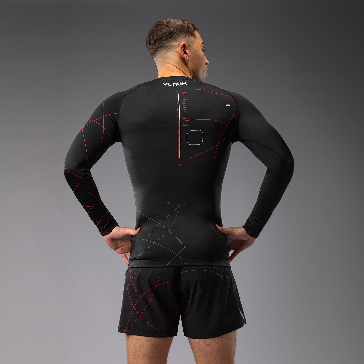 Venum Tactical XT Lycra de manga larga para hombre - Negro/Rojo fuego
