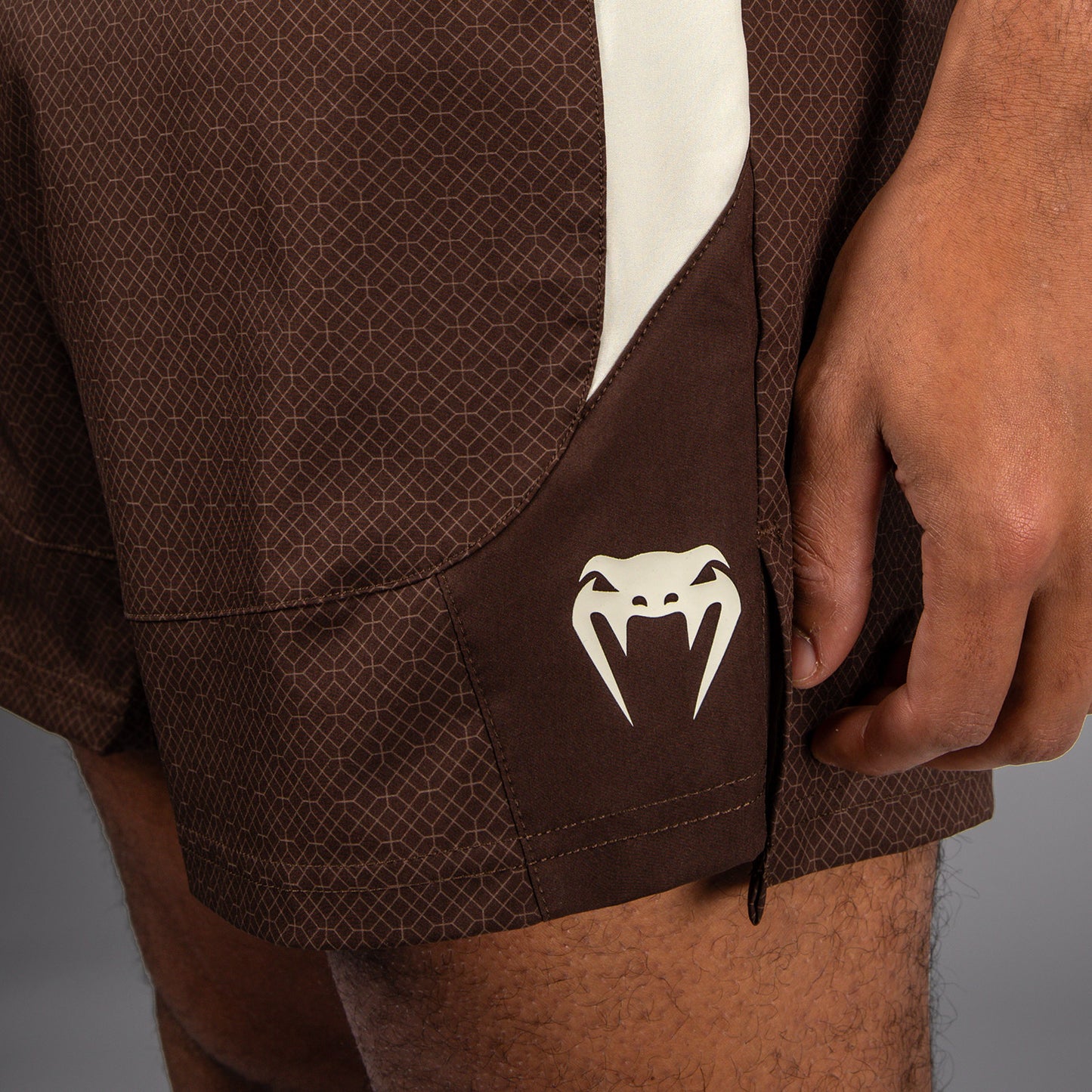 Venum x Roger Gracie Academy Short de Combate - Marrón Oscuro