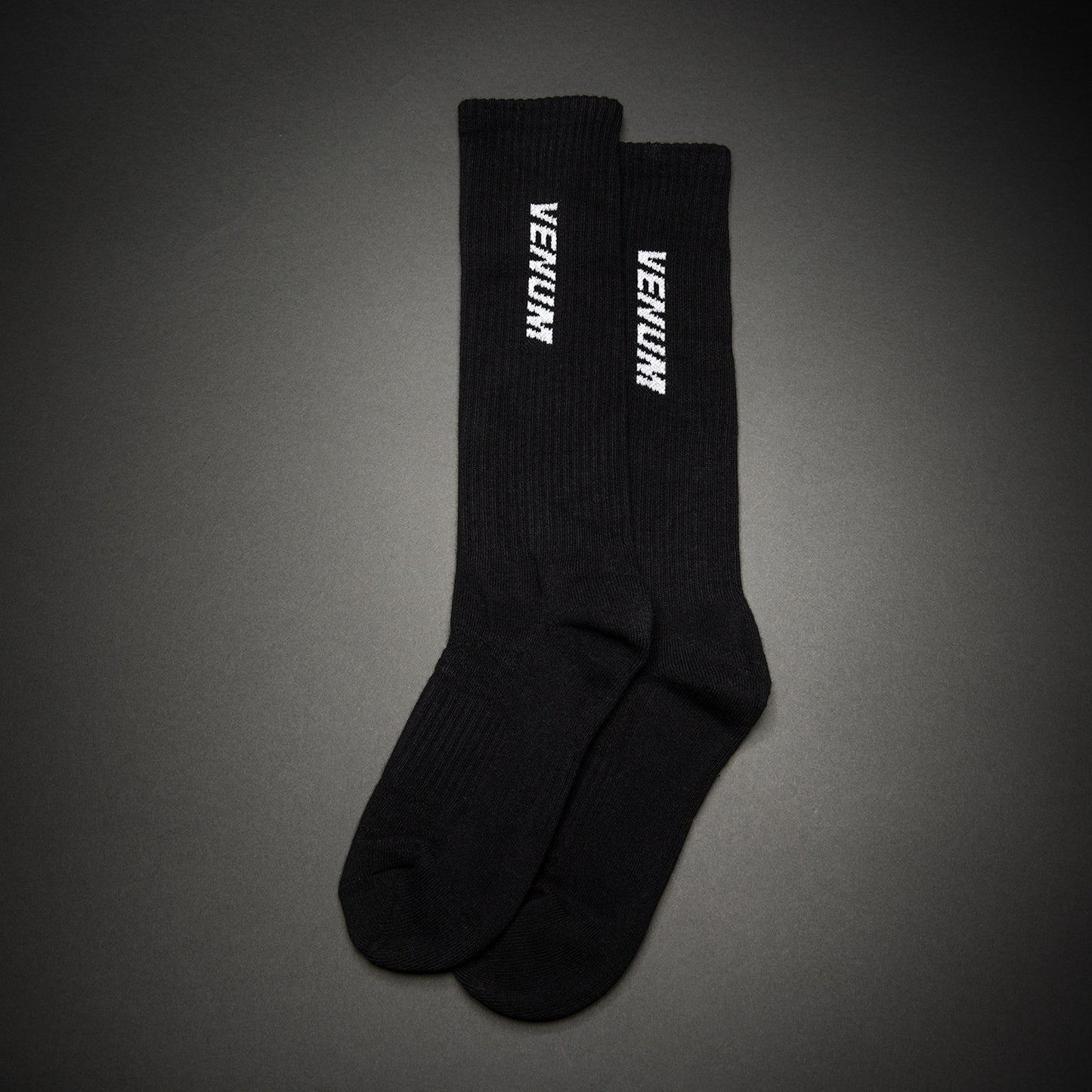 Venum Essential Calcetines Sobre la Pantorrilla – Negro/Blanco