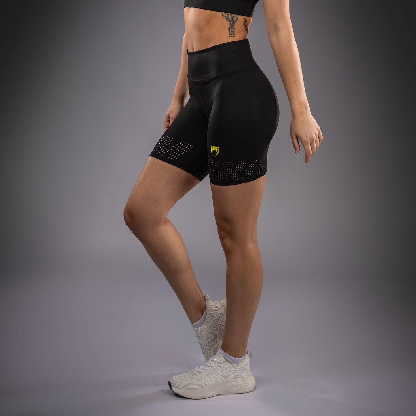 Venum Lazer Short de Compresión Para Mujer - Negro/Amarillo