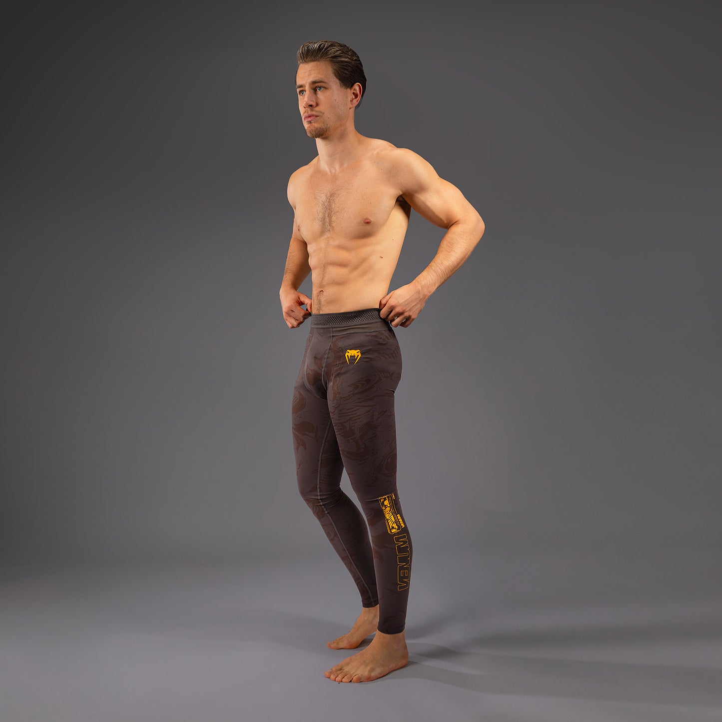 UFC Fusion by Venum Fight Week Leggings de Rendimiento para Hombre - Marrón tierra