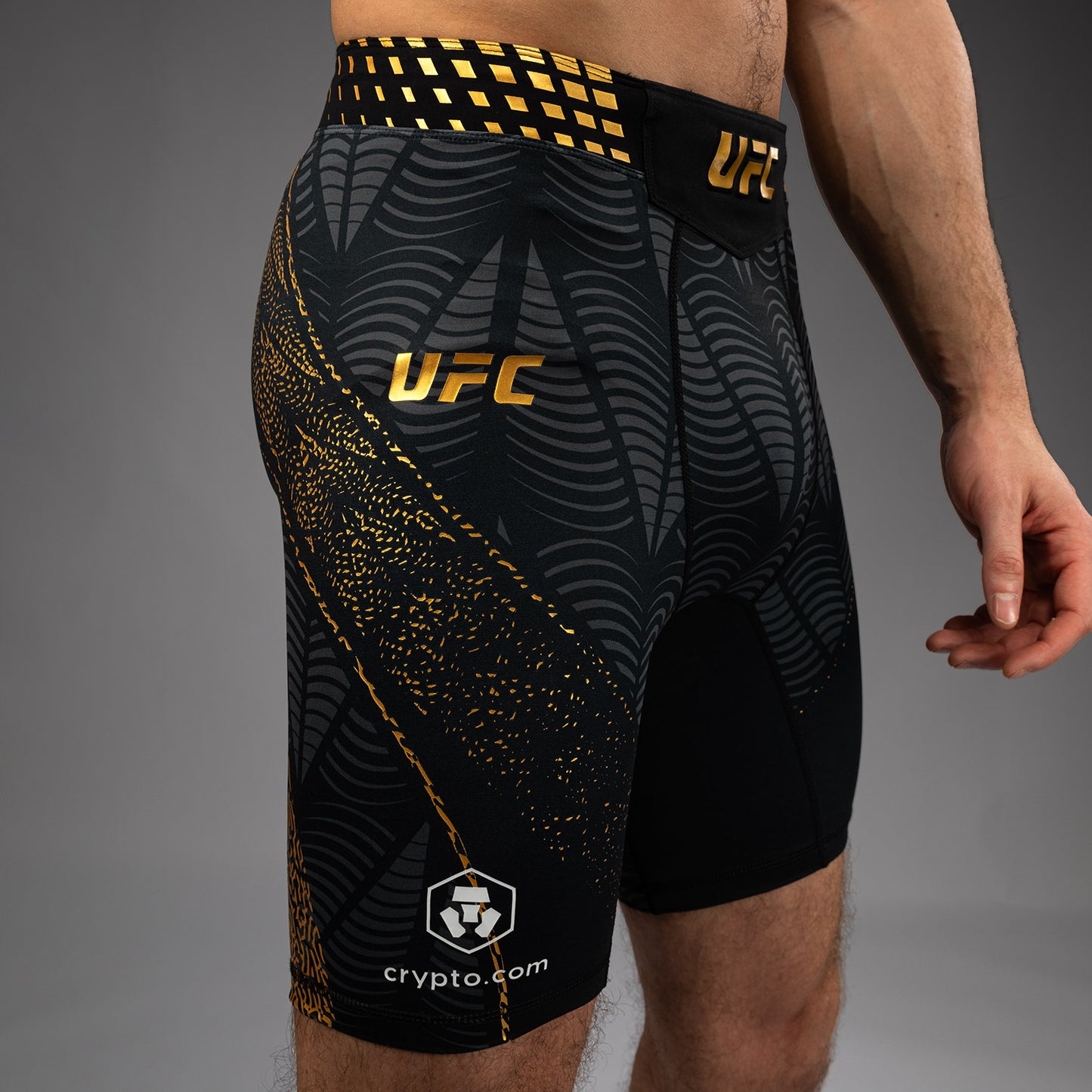 UFC Zenith by Venum Authentic Fight Night Short Vale Tudo Hombre Personalizado - Champion