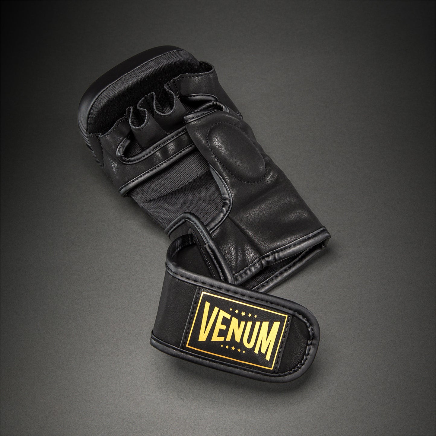 Venum G-Core Guantes de Sparring - Negro/Dorado