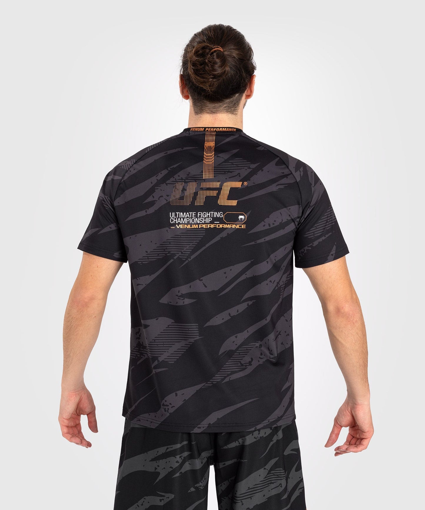 UFC Adrenaline By Venum Fight Week Camiseta Dry Tech para Hombre - Urban Camo