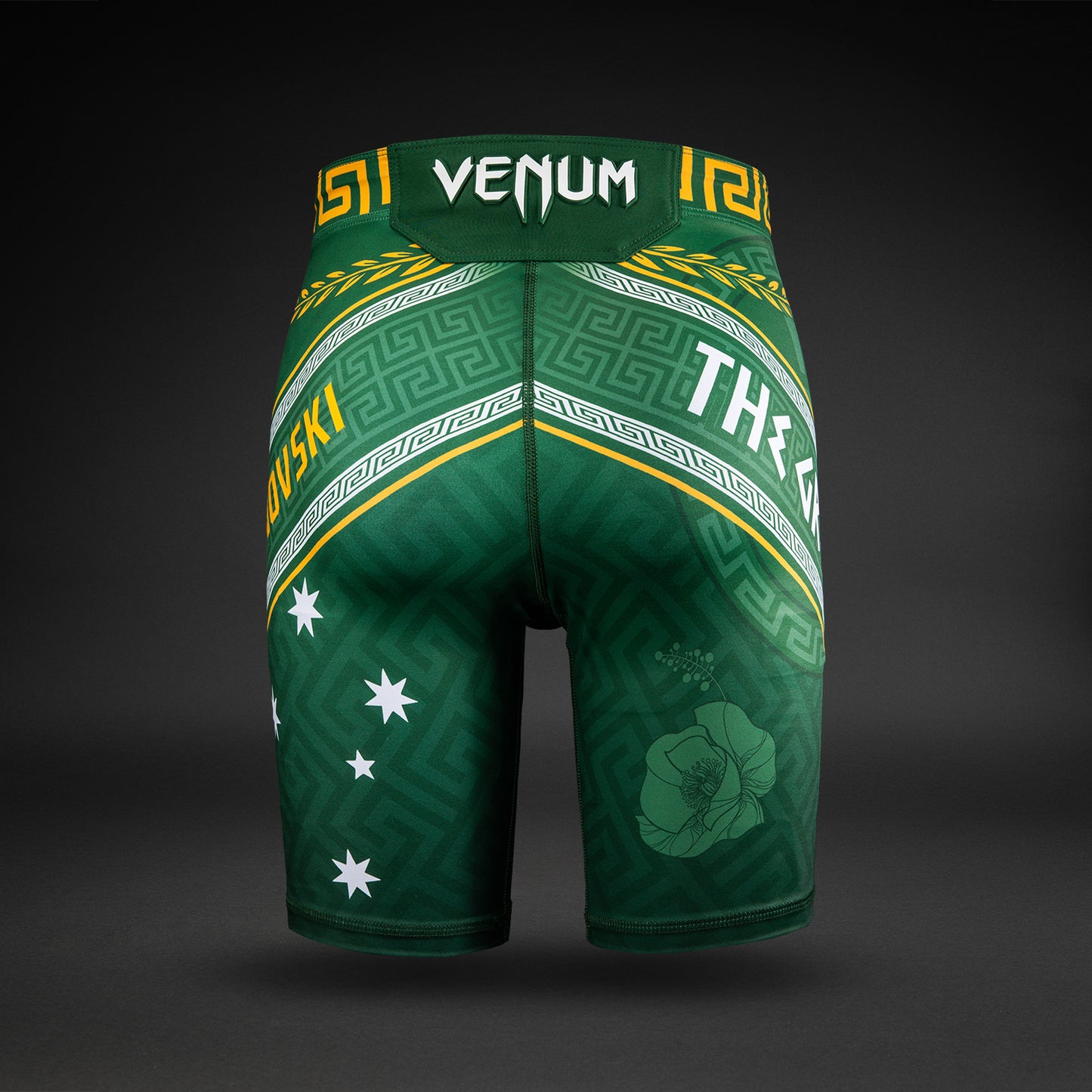 UFC Unrivaled by VENUM Verde Alexander Volkanovski Vale Tudo Short para hombre