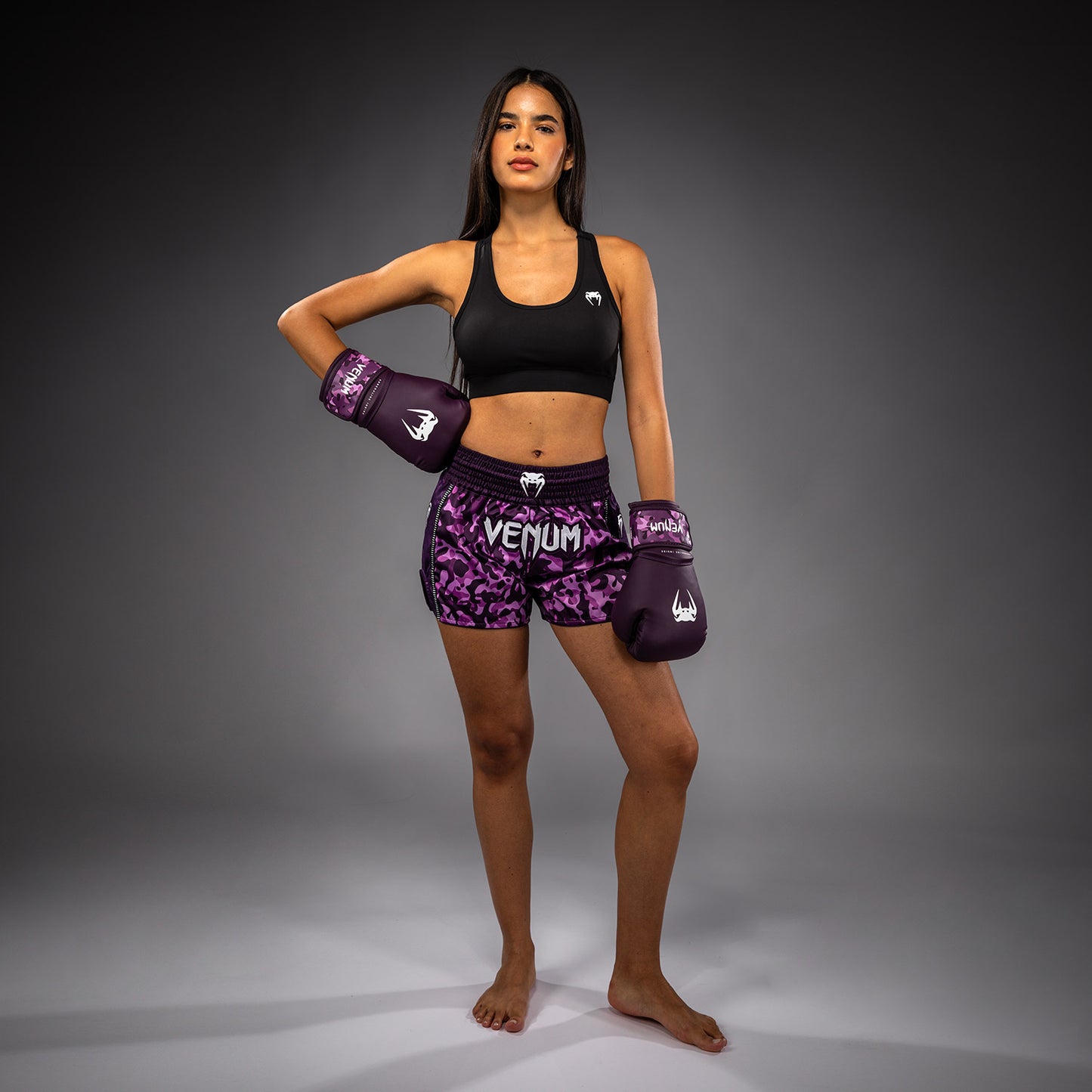 Venum Iris Pantalones Cortos de Muay Thai - Ciruela/Rosa
