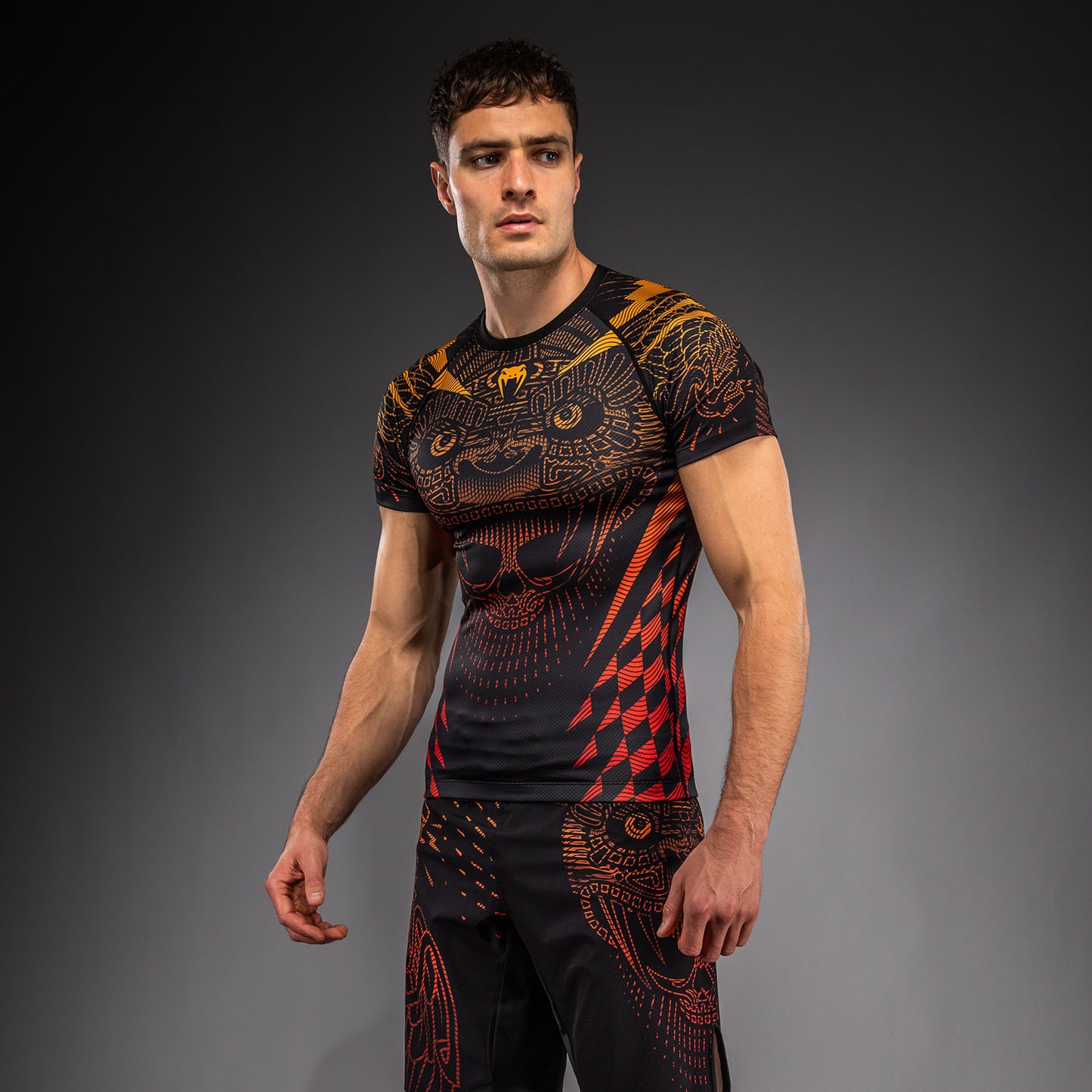 Venum Quetzal Fury Rashguard de Manga Corta - Negro/Rojo Fury/Mandarina