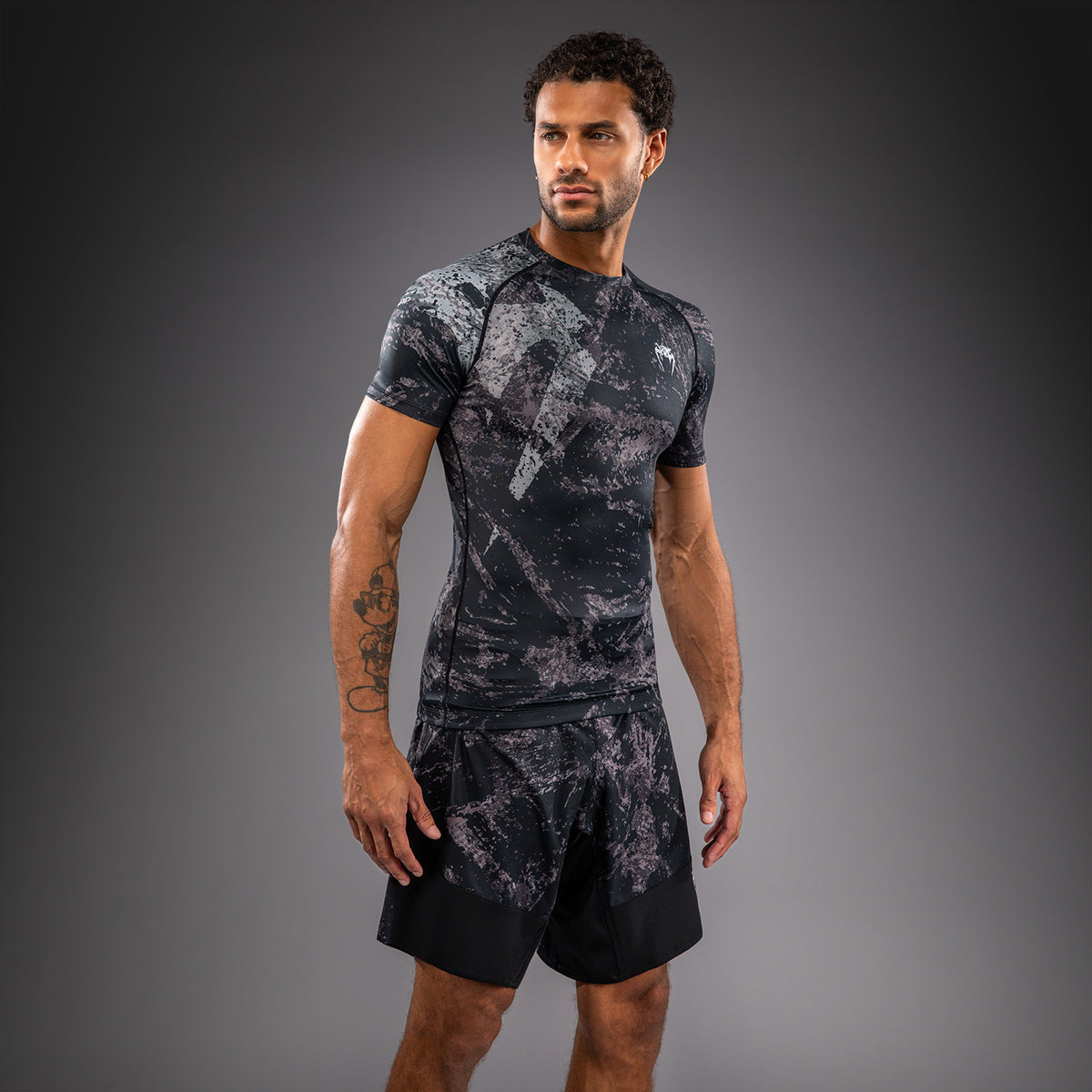 Venum Rage & Workout Rashguard de Manga Corta - Negro/Gris