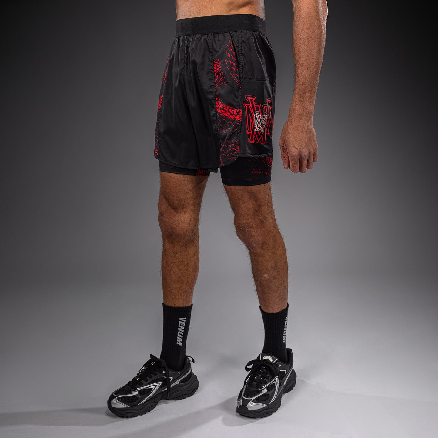 Venum Matupa Short de Entrenamiento - Negro/Rojo/Plata