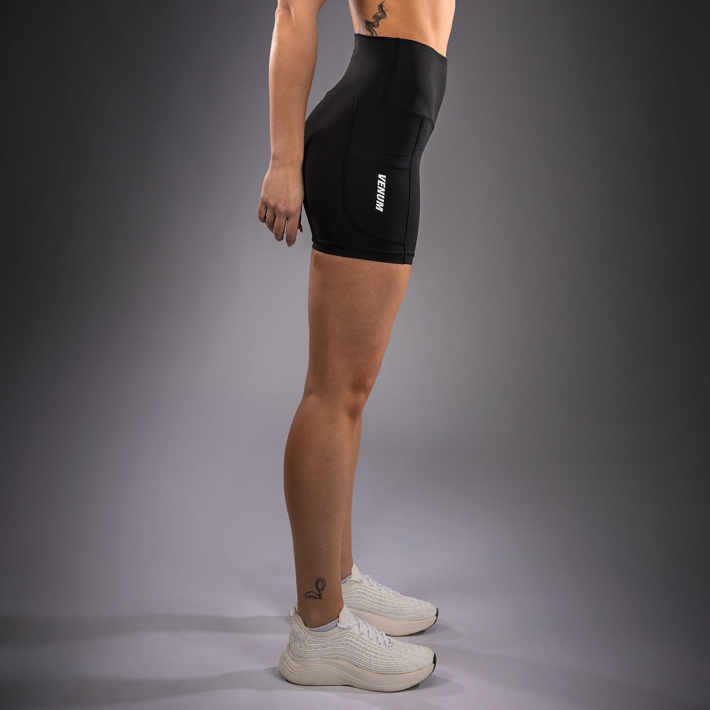 Venum Essential Pantalones cortos de compresión - Negro