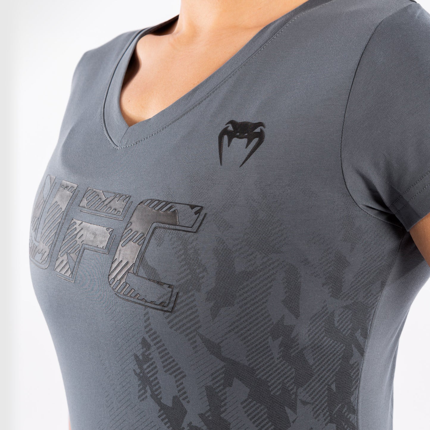 Camiseta De Algodón Manga Corta Para Mujer UFC Venum Authentic Fight Week - Gris