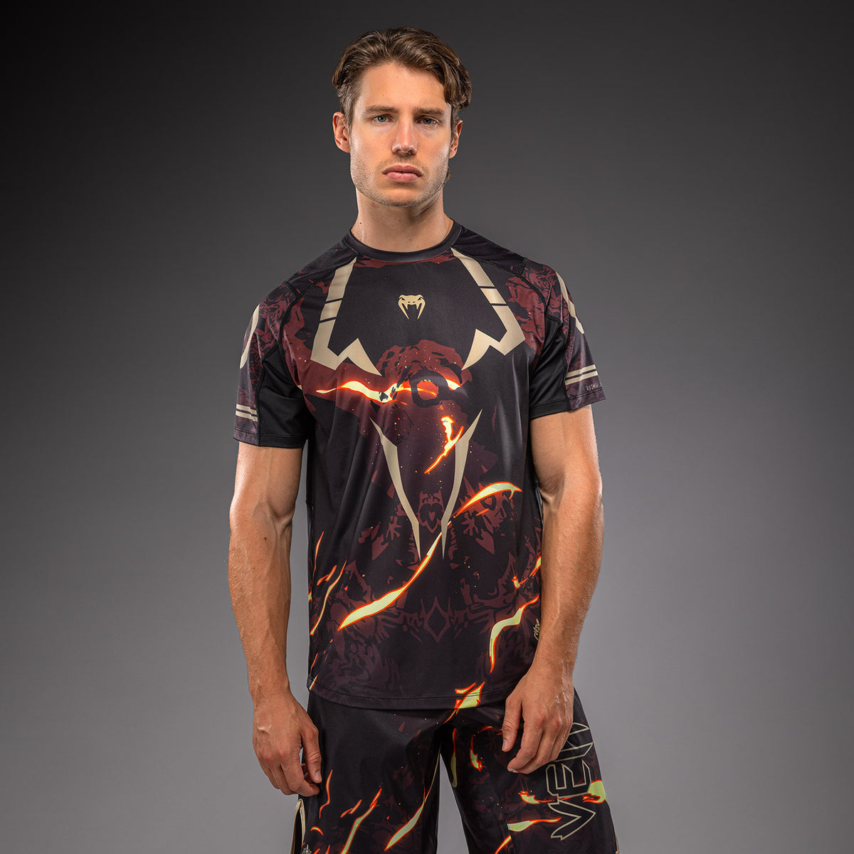 Jujutsu Kaisen x Venum Sukuna Camiseta Dry Tech – Negro/Arena