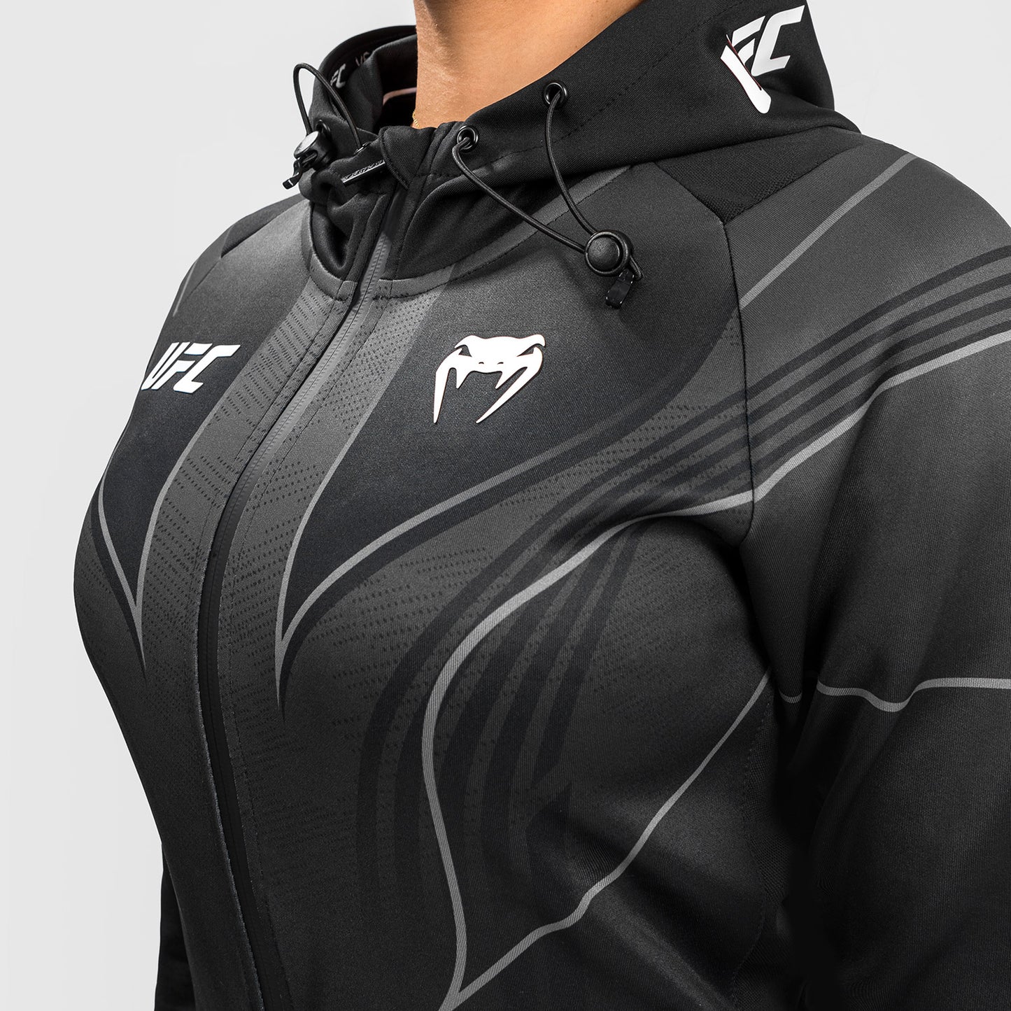 Sudadera con capucha UFC Venum Authentic Fight Night 2.0 para mujer - Negra