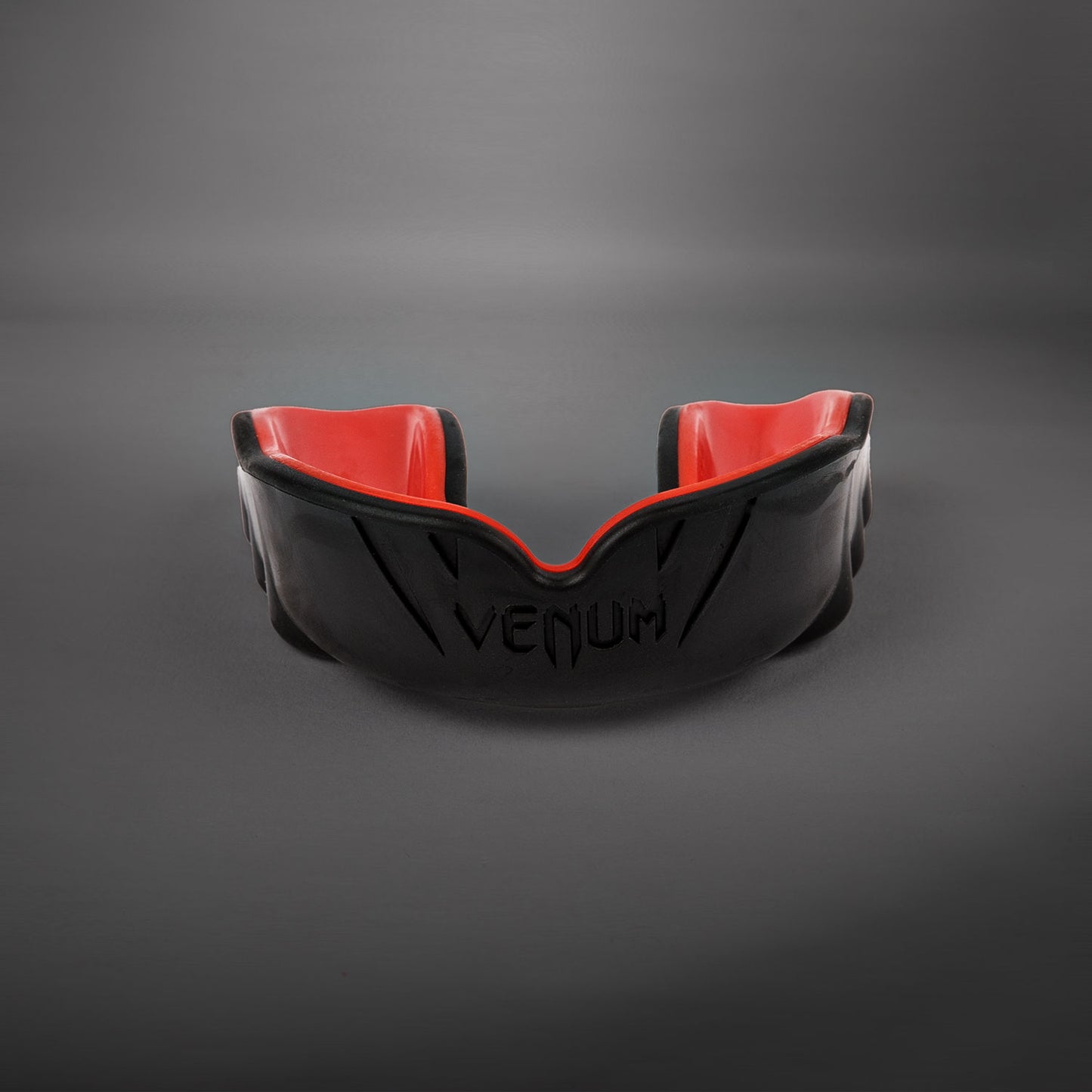 Protector Bucal Venum Challenger - Negro/Rojo