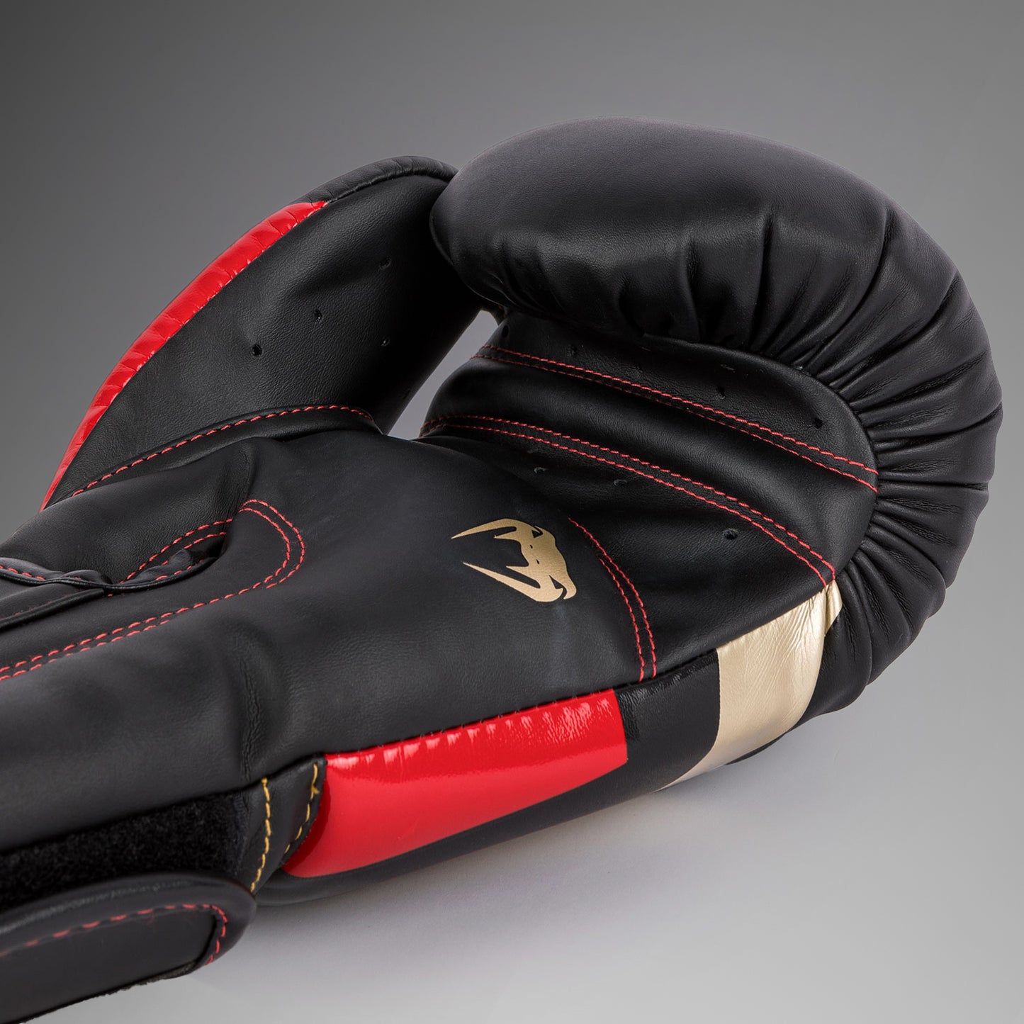 Venum Elite Guantes de boxeo - Negro/Dorado/Rojo