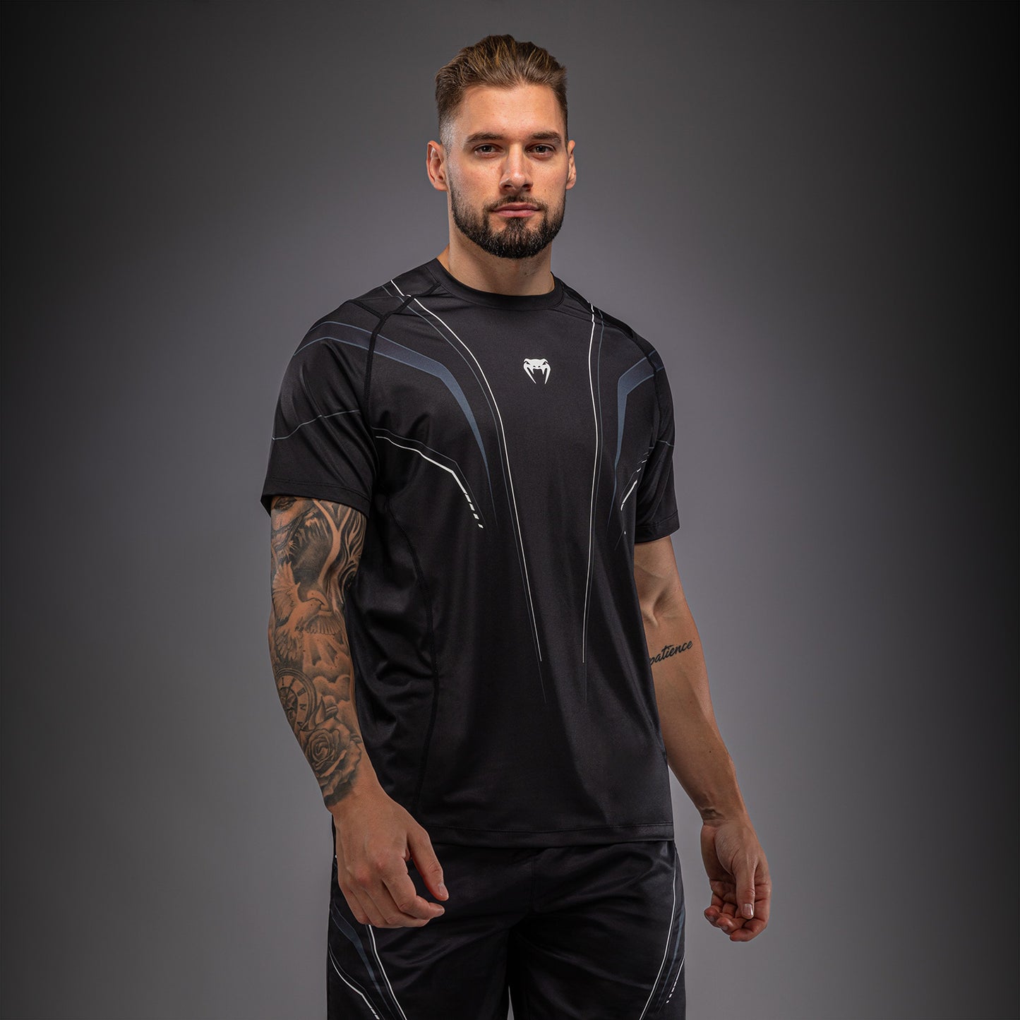 Venum Streamline Camiseta Dry Tech – Negro/Blanco