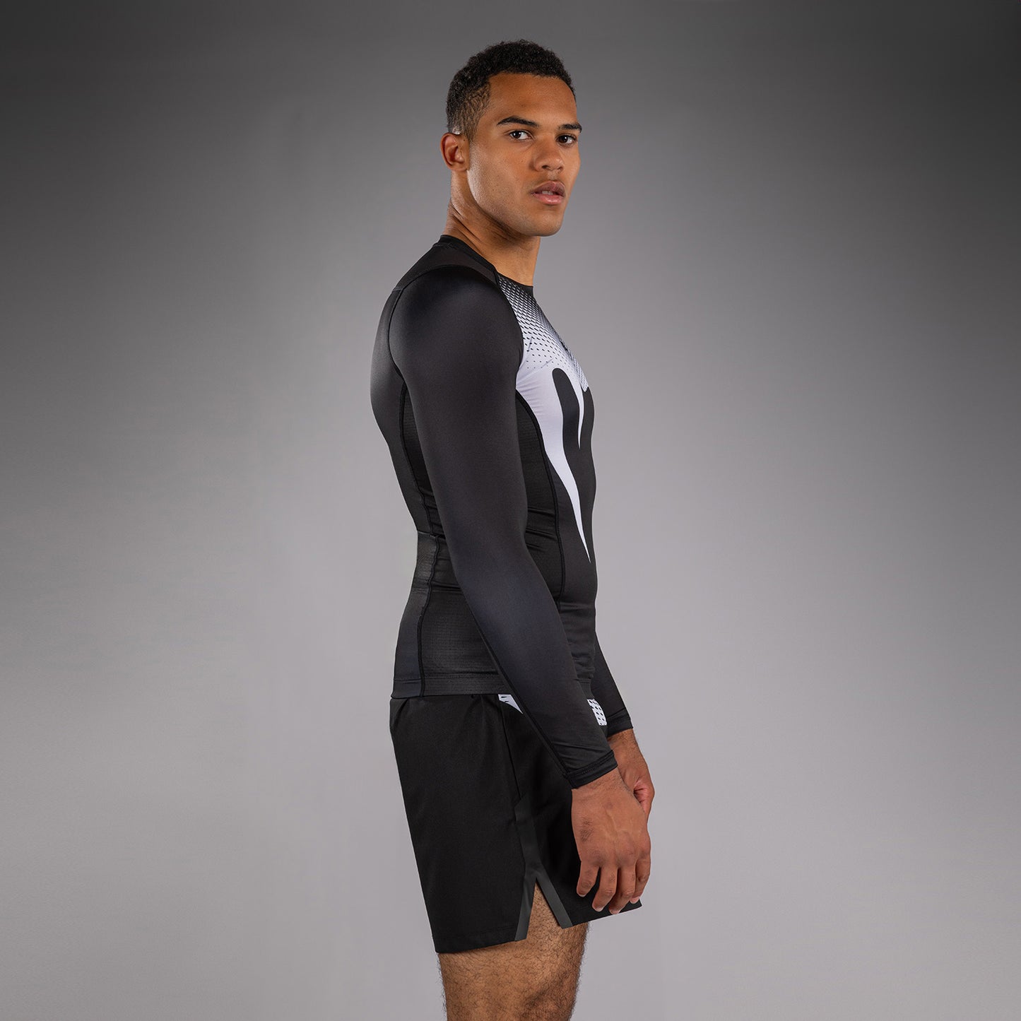 Venum No Gi Rashguards - Negro/Blanco