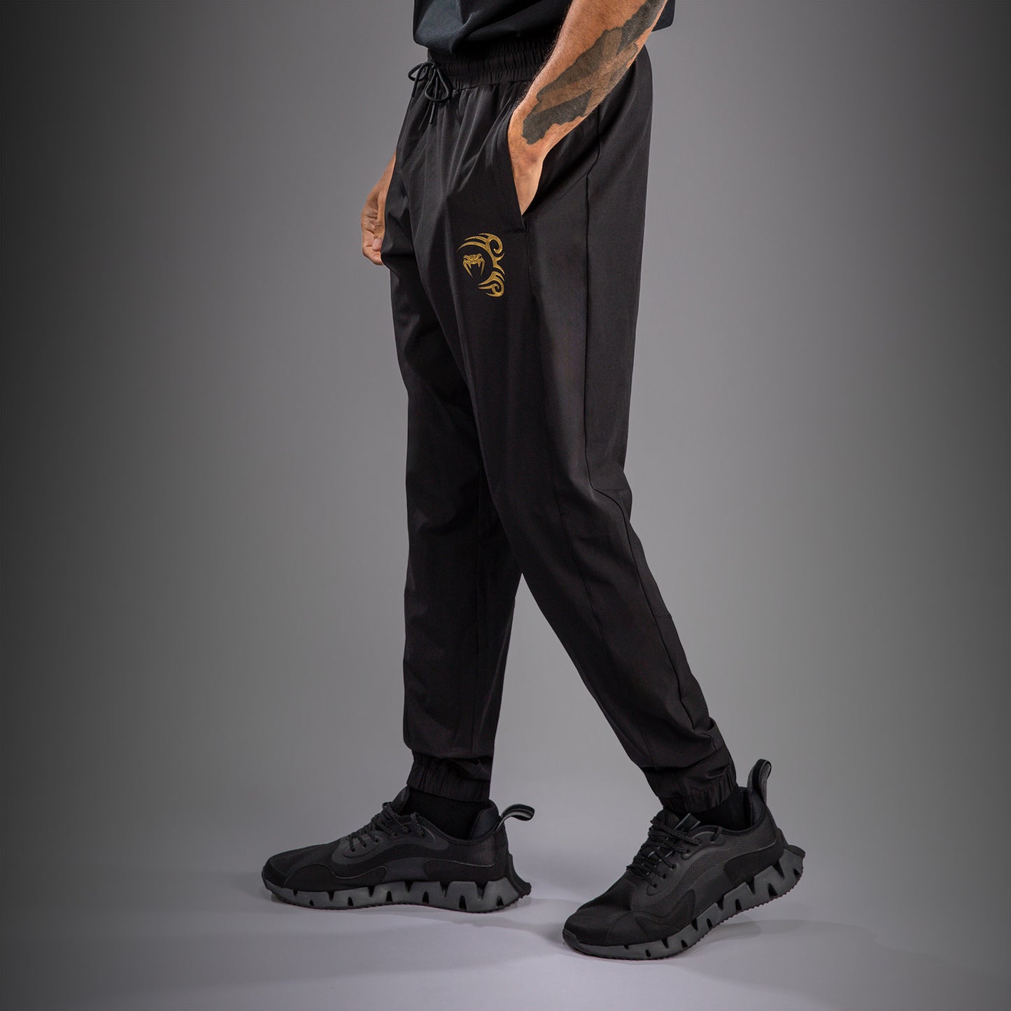 Venum x Mike Tyson Tiger Pantalón Jogger - Negro/Oro