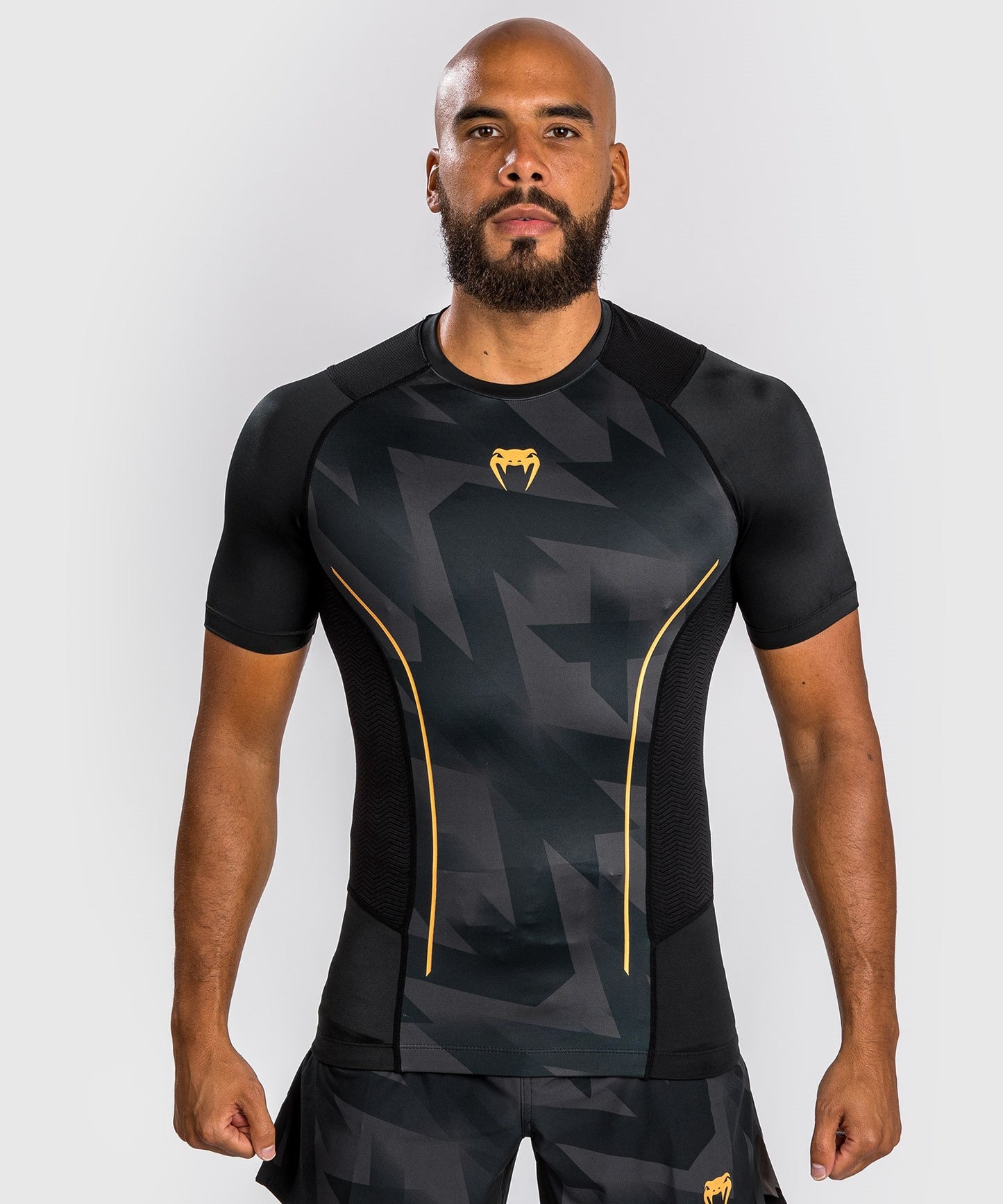 Camiseta de compresión Venum Razor - Mangas cortas - Negro/Oro