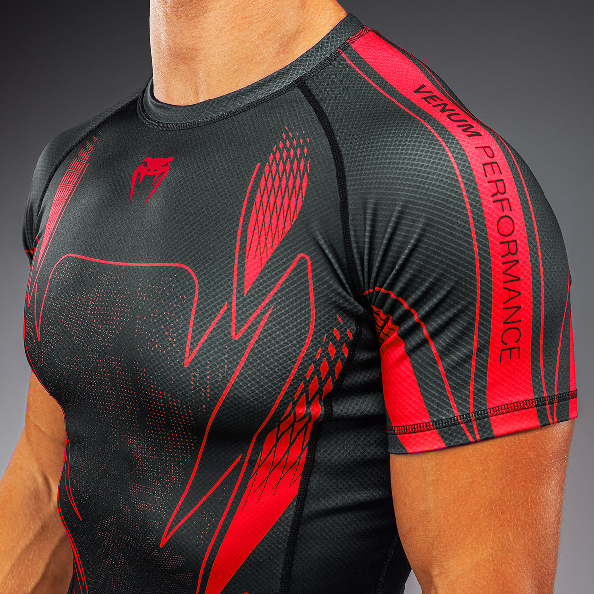 Venum Amazonia Reborn Camiseta de compresión de manga corta - Negro/Rojo