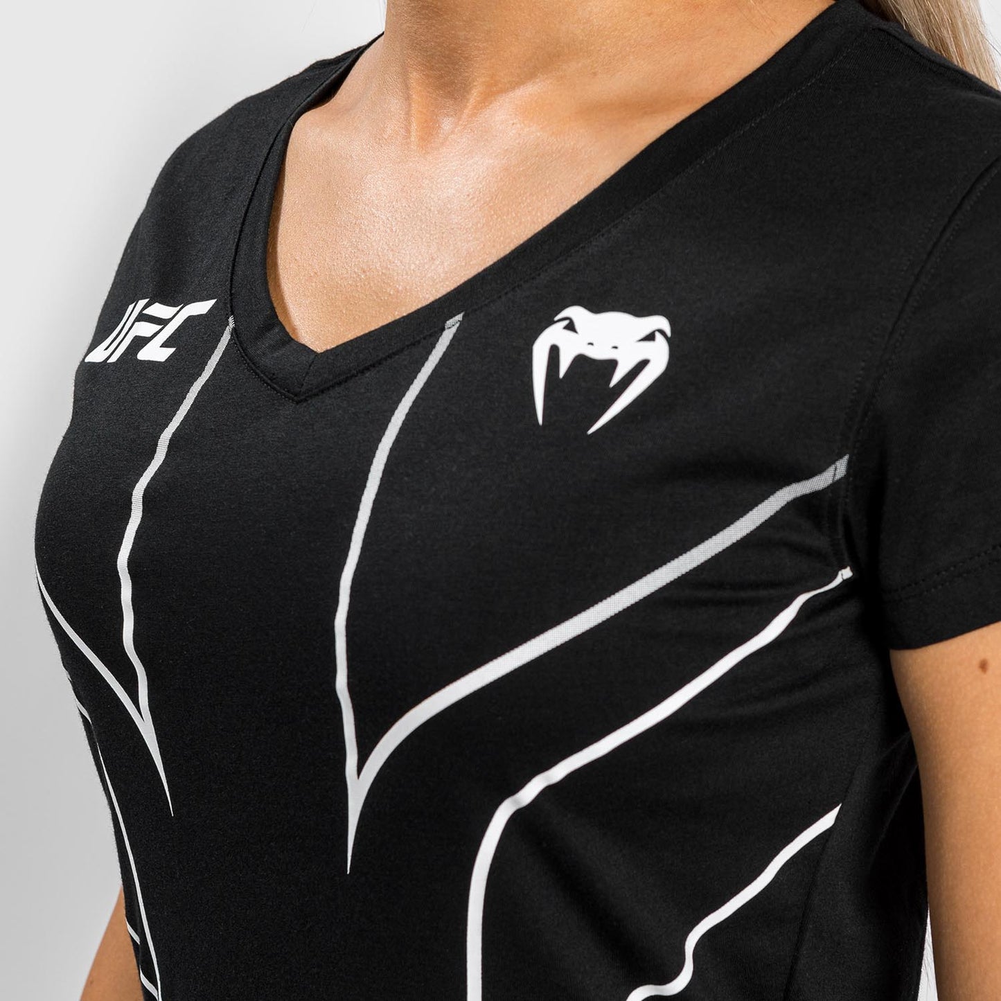 Camiseta de mujer UFC Venum Fight Night 2.0 Replica - Negra