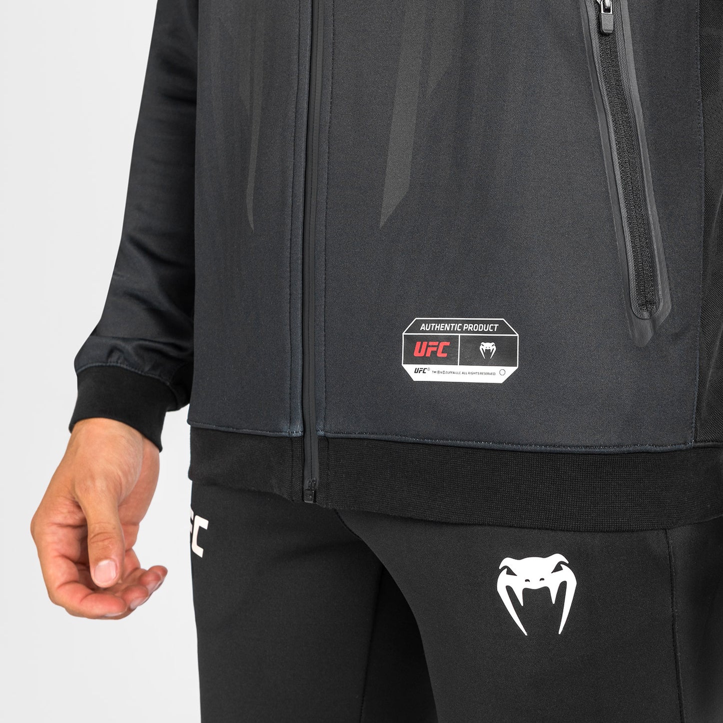 Sudadera con capucha UFC Venum Authentic Fight Night 2.0 para hombre - Negra